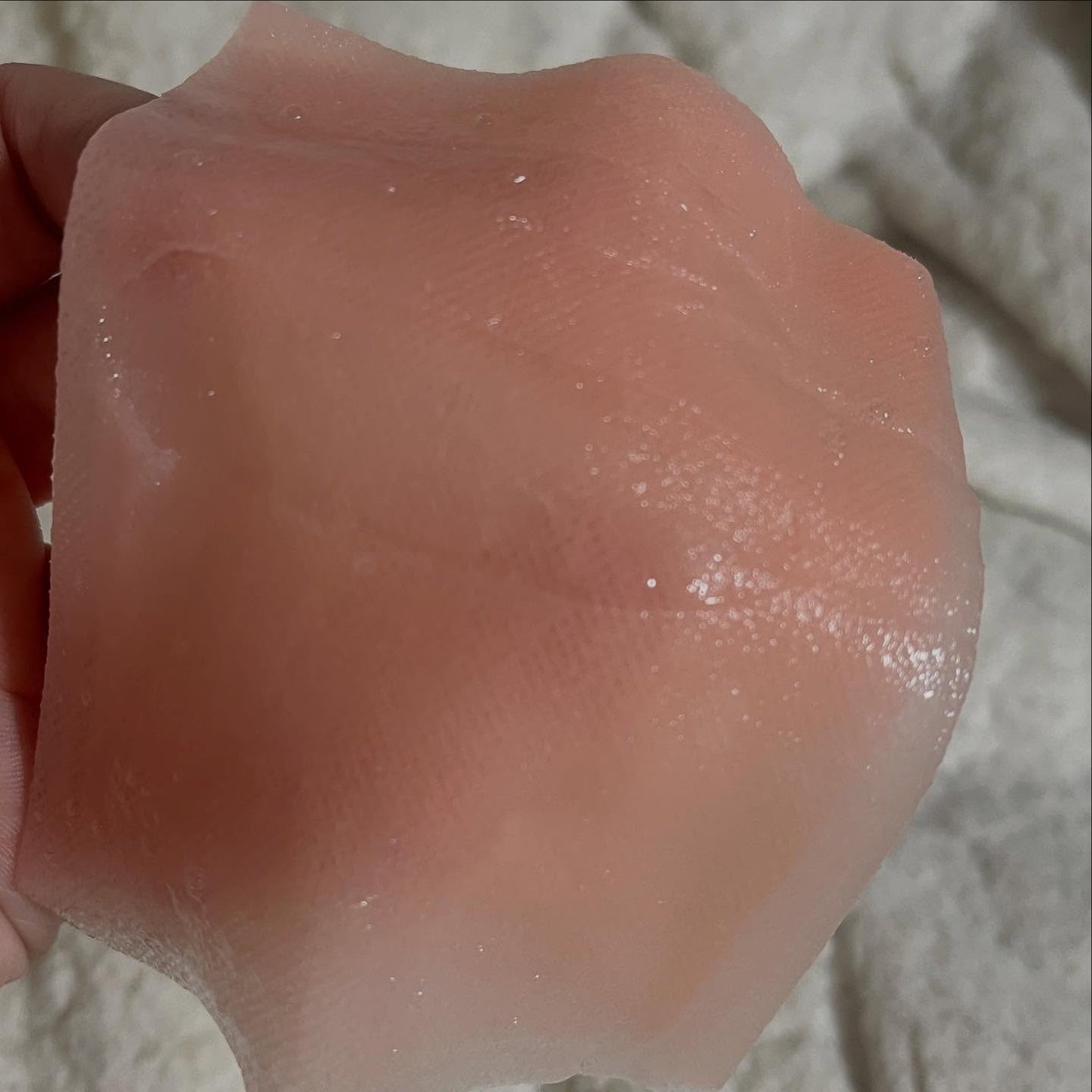 アルファNビタトーニングレッドオイルマスク/ShionLe/シートマスク・パックを使ったクチコミ(4枚目)