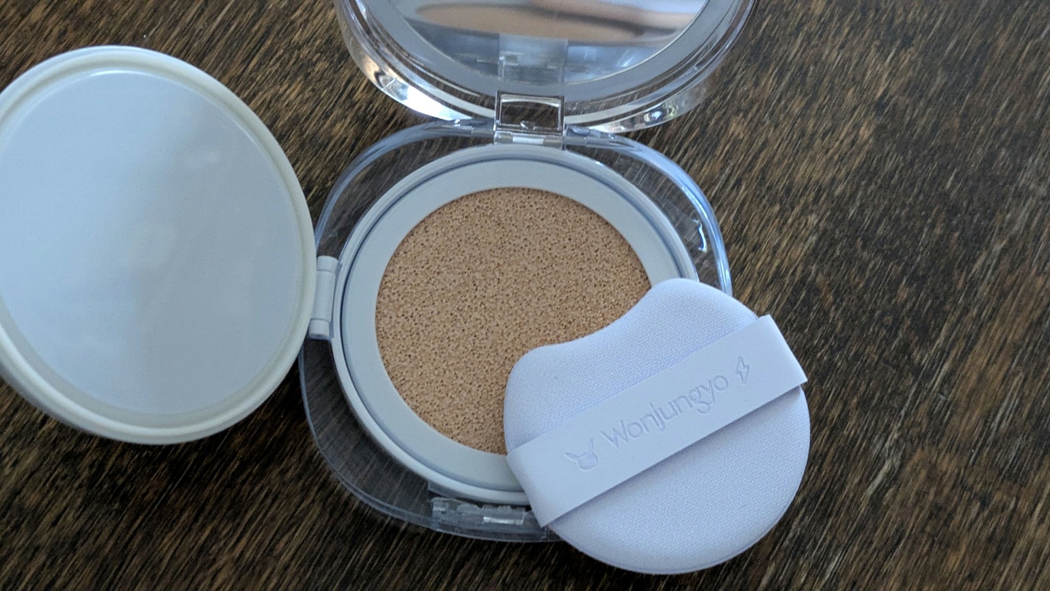 ウォンジョンヨ　プロ　パーフェクティングクッション　ナチュラル/Wonjungyo/クッションファンデーションを使ったクチコミ（2枚目）