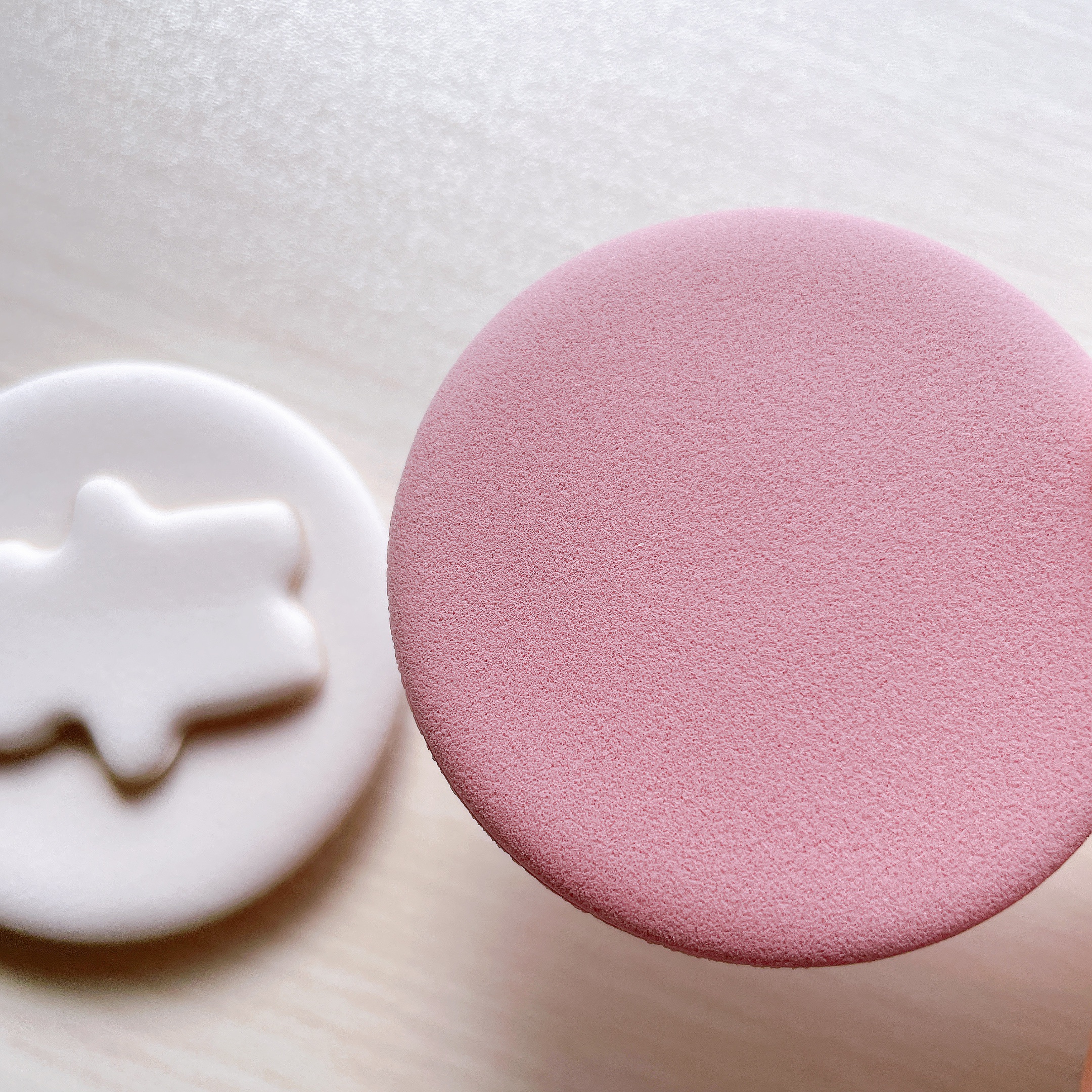 キュート　メイクアップパフ/DAISO/パフ・スポンジを使ったクチコミ（3枚目）