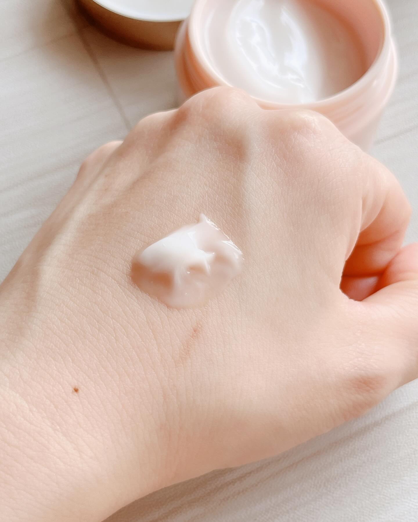 セラムクリーム/URUOIN/フェイスクリームを使ったクチコミ（3枚目）