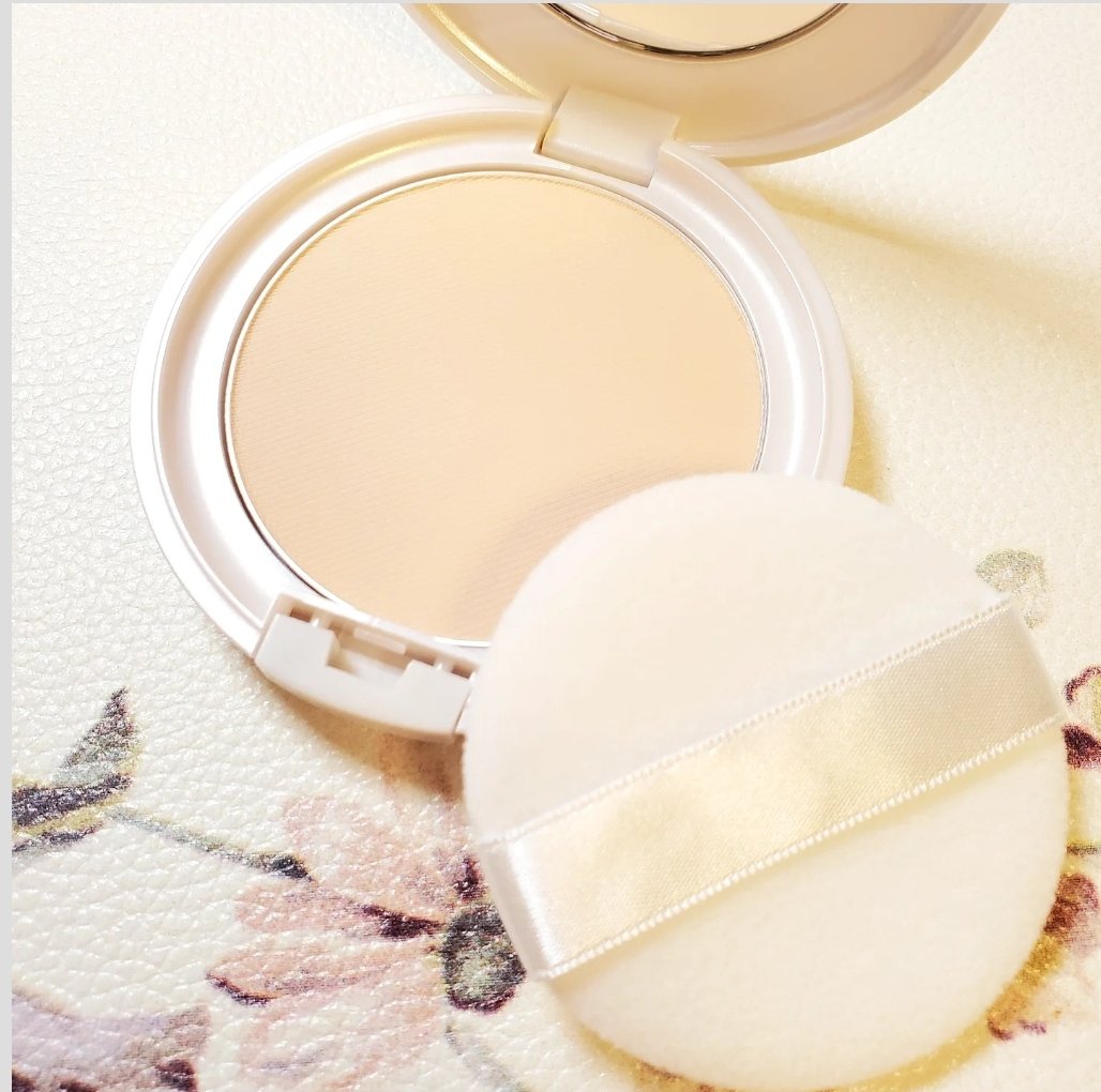 サナ　舞妓はん　化粧もち美容液パウダー/舞妓はん/プレストパウダーを使ったクチコミ（3枚目）