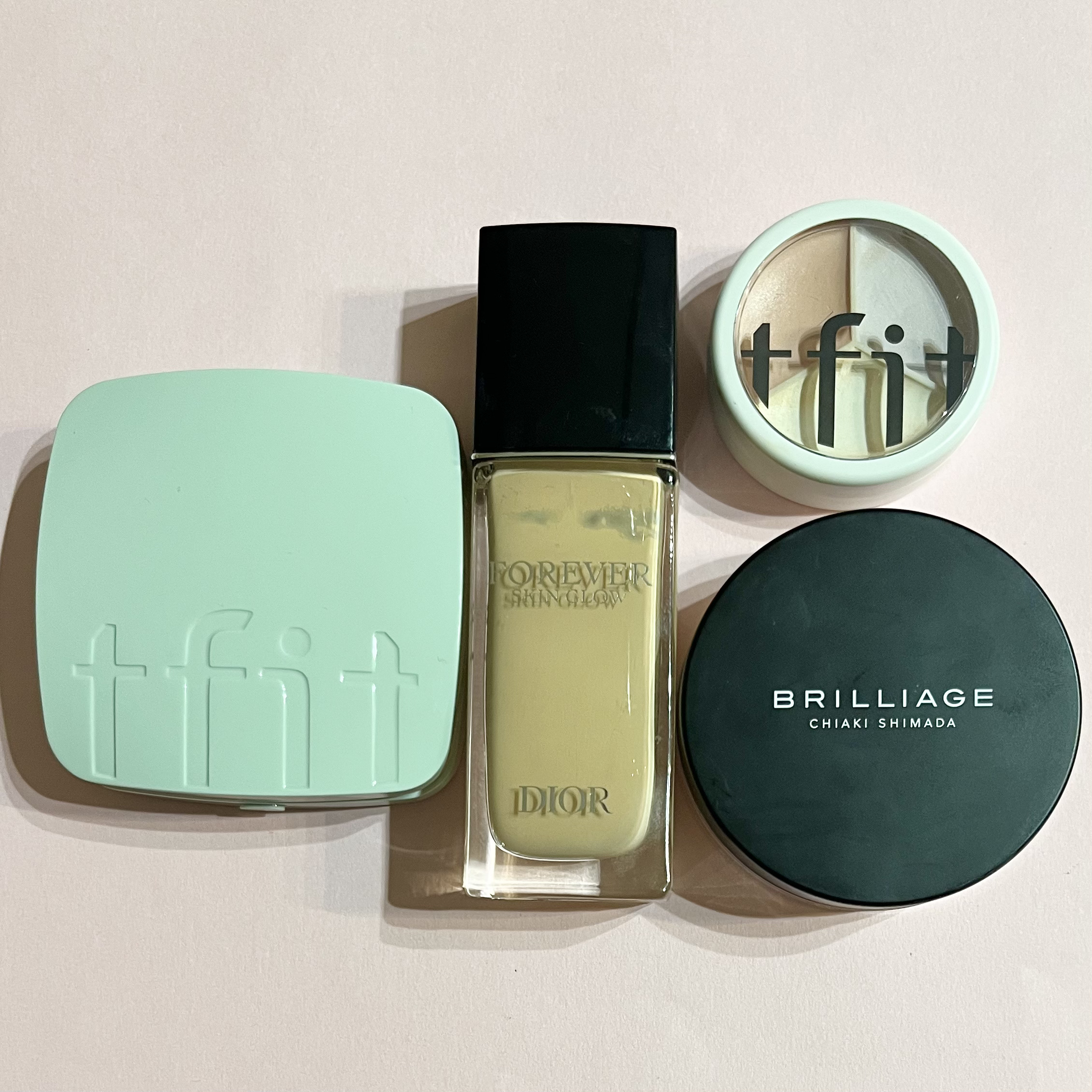 ディオールスキン フォーエヴァー フルイド グロウ/Dior/リキッドファンデーションを使ったクチコミ（2枚目）