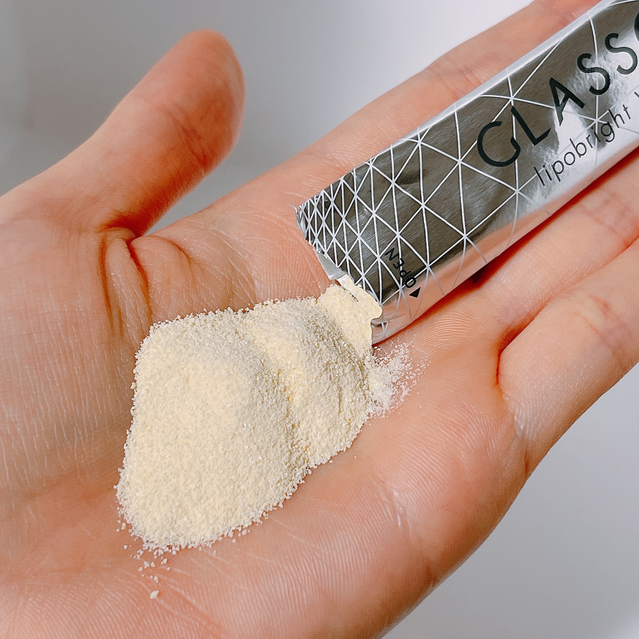 グラスーン　リポブライト　ＶＣパウダー/GLASSOON/美容サプリメントを使ったクチコミ（3枚目）