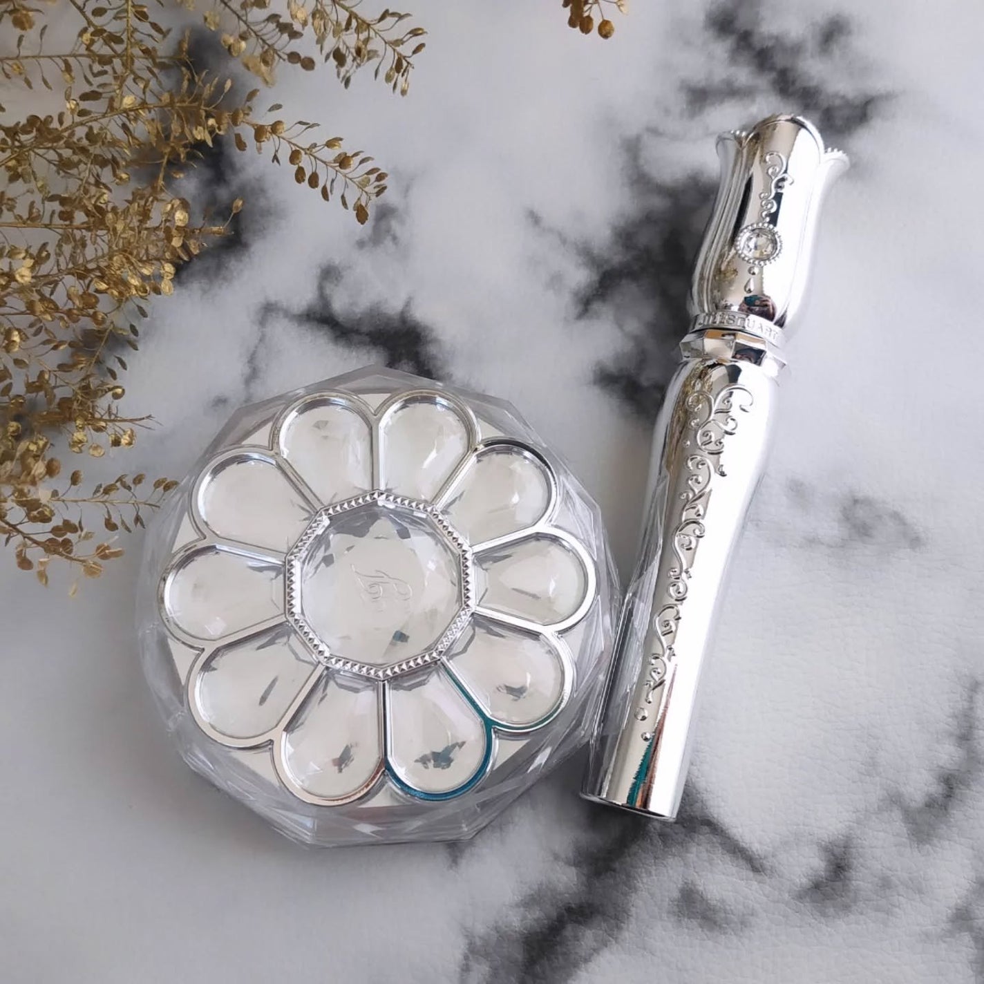 ジルスチュアート ブルームクチュール アイズ ジュエルドブーケ/JILL STUART/アイシャドウパレットを使ったクチコミ(2枚目)