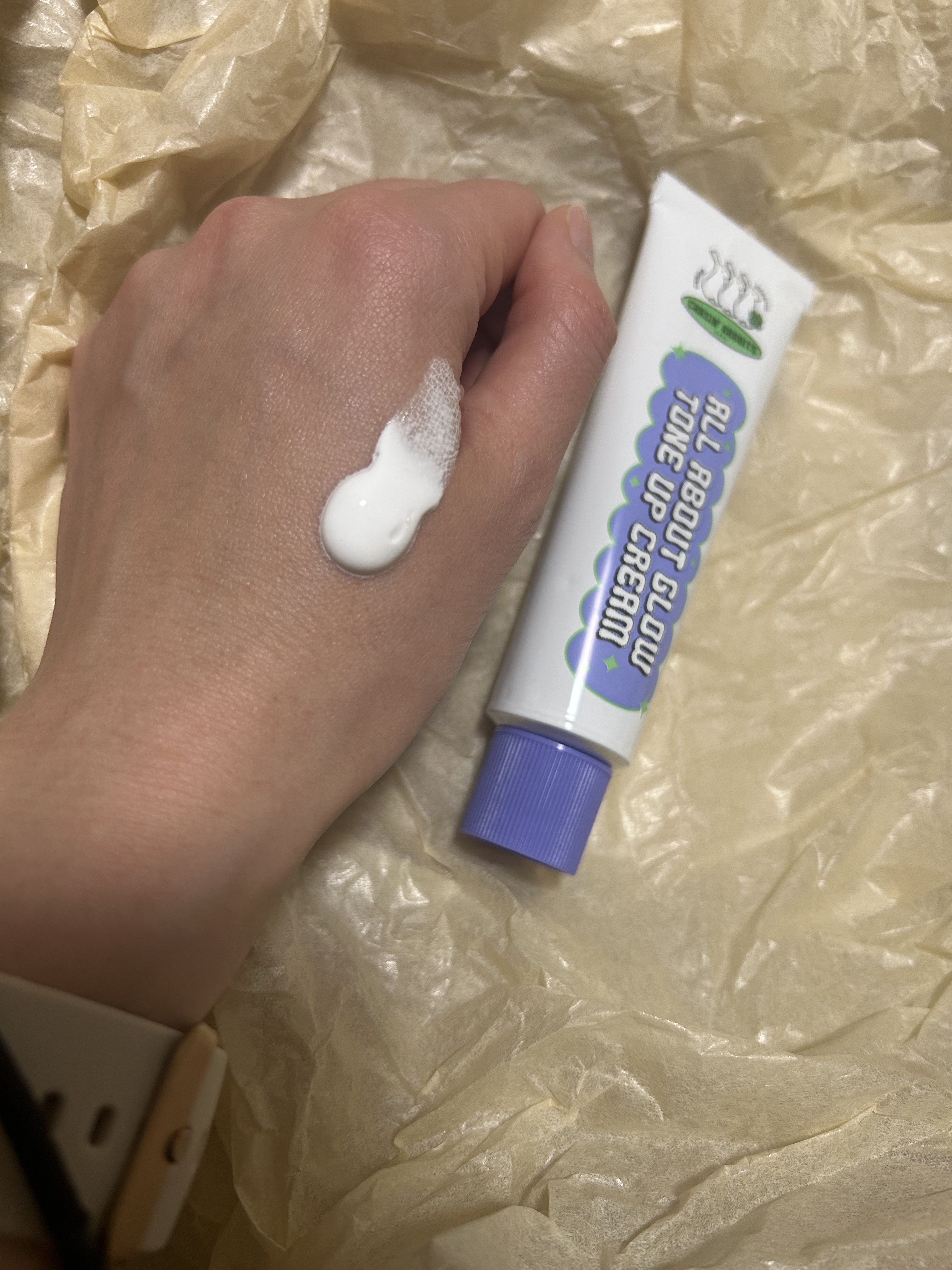 オールアバウトグロウトーンアップクリーム/CHASIN'RABBITS/化粧下地を使ったクチコミ（3枚目）