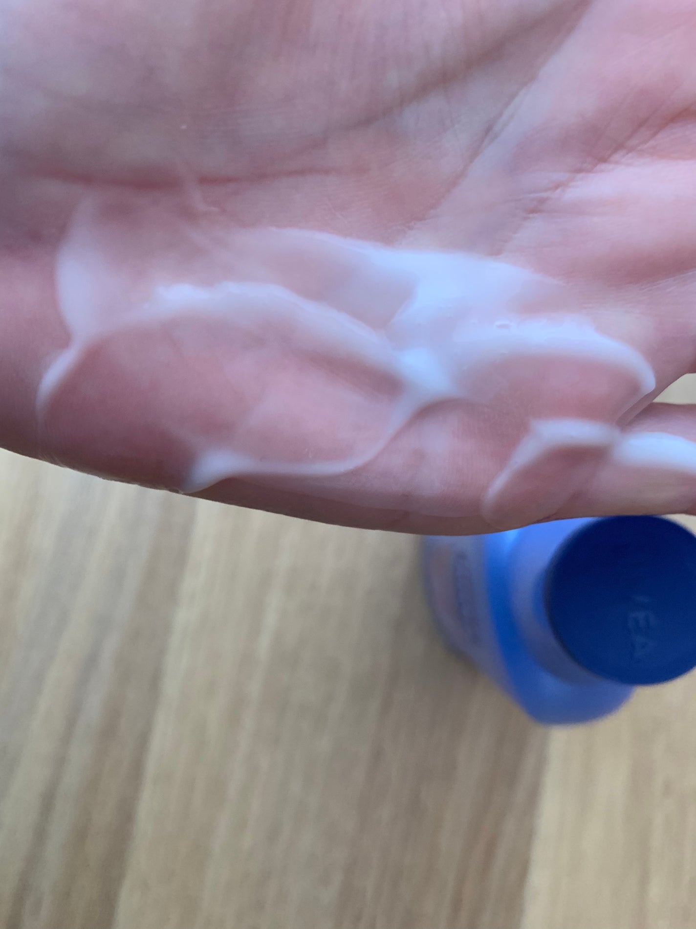 ニベア プレミアムボディミルク モイスチャー/ニベア/ボディミルクを使ったクチコミ(3枚目)