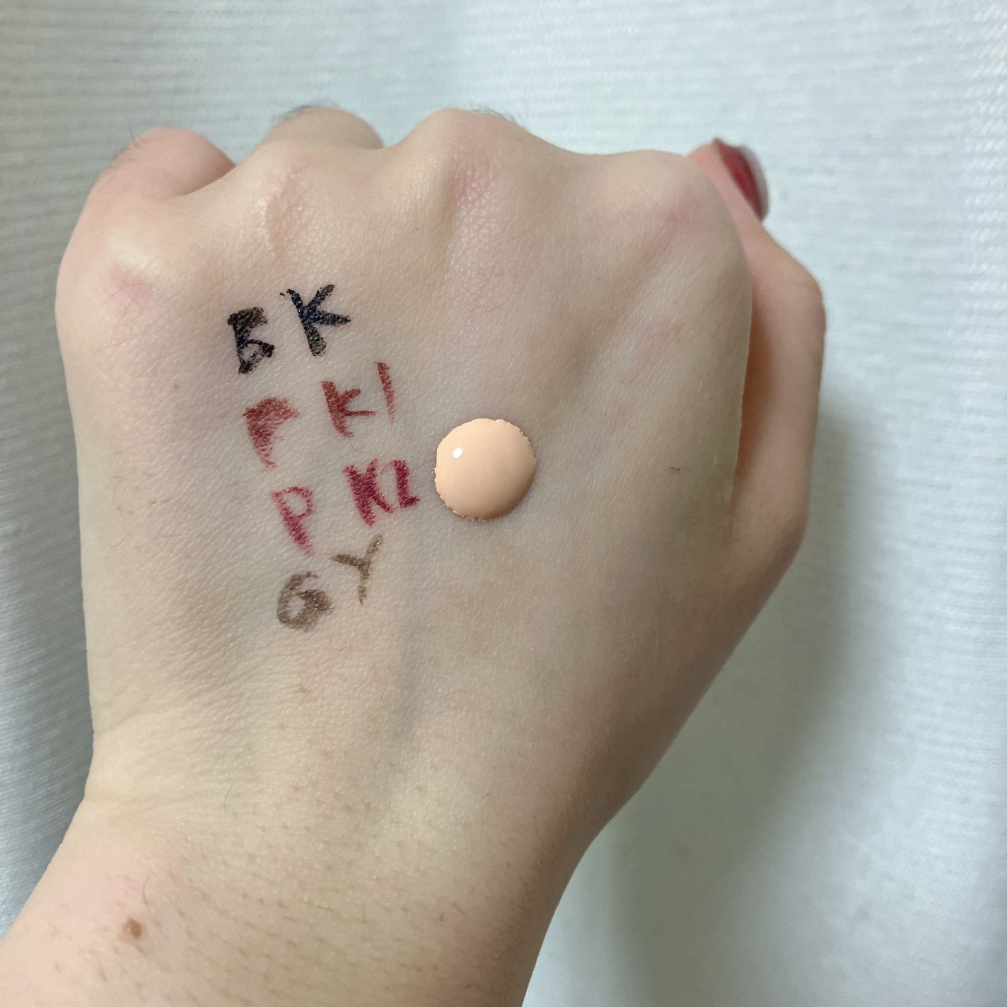 フィットミー リキッドファンデーション R/MAYBELLINE NEW YORK/リキッドファンデーションを使ったクチコミ(2枚目)