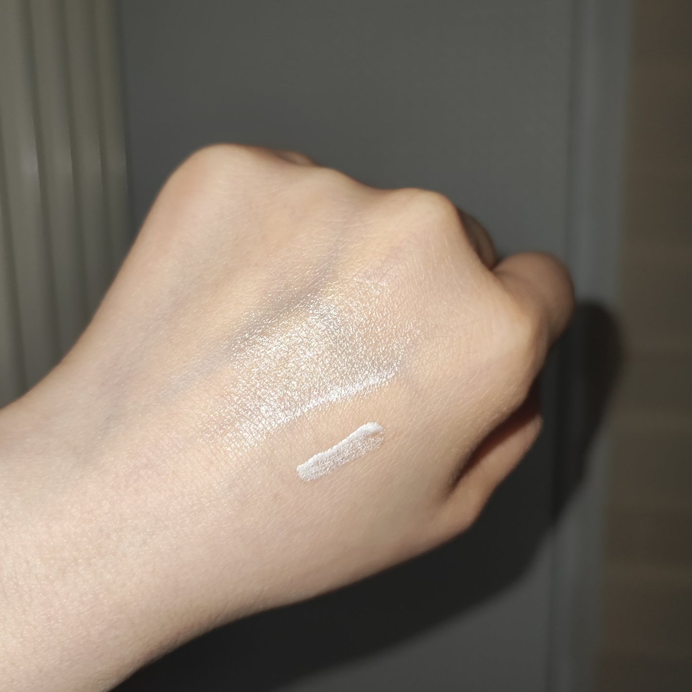 Veil Melting Glass Highlighter 01.Diamond Dust/BLESSED MOON/リキッドハイライトを使ったクチコミ(3枚目)