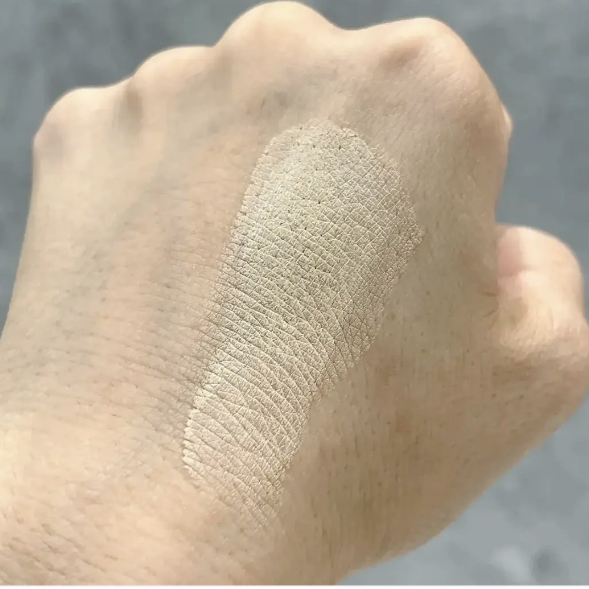 ヴェールヌーディ エッセンスパクトグロウ/AGE20’s/クリーム・エマルジョンファンデーションを使ったクチコミ（3枚目）