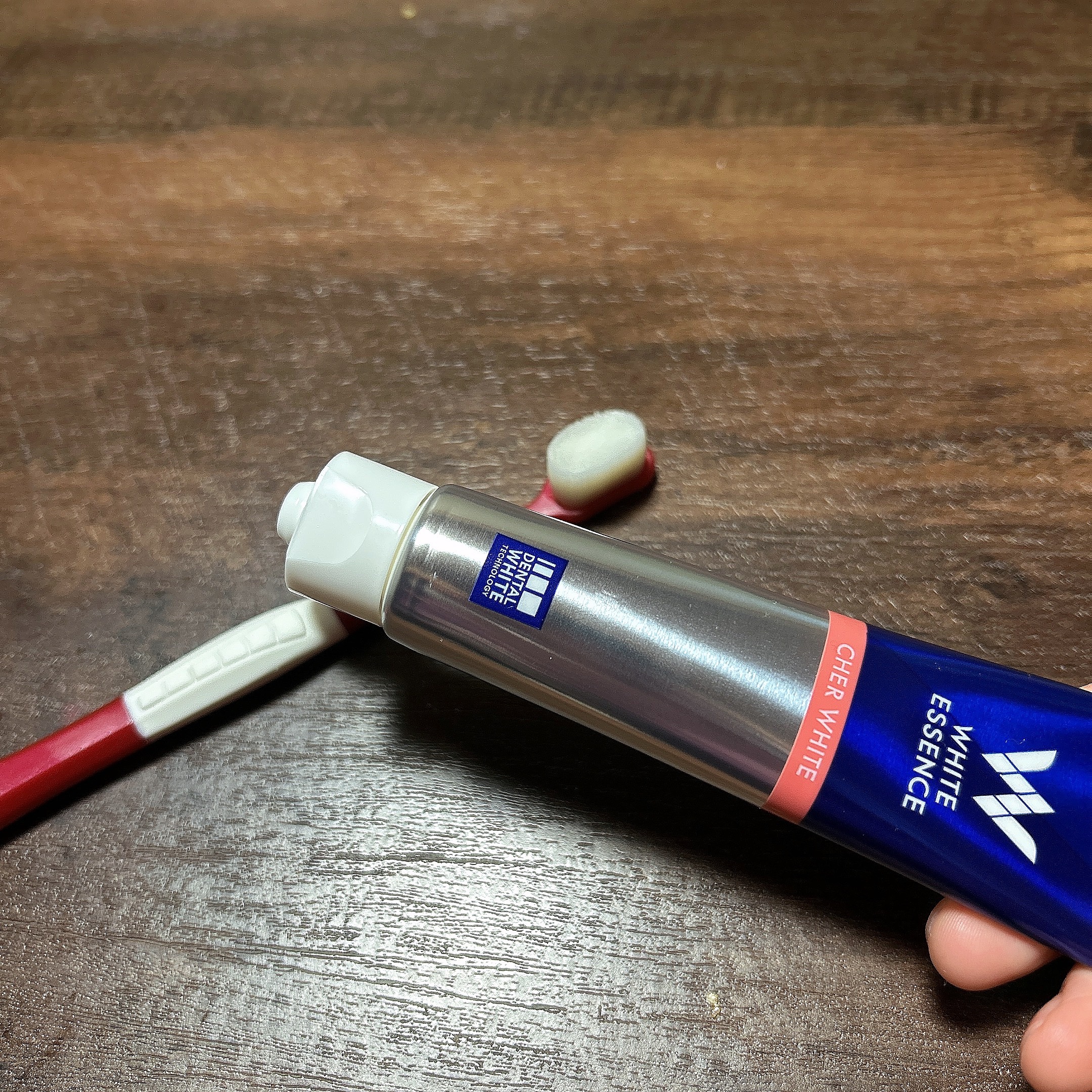 シェールホワイト/ホワイトエッセンス/歯磨き粉を使ったクチコミ（2枚目）