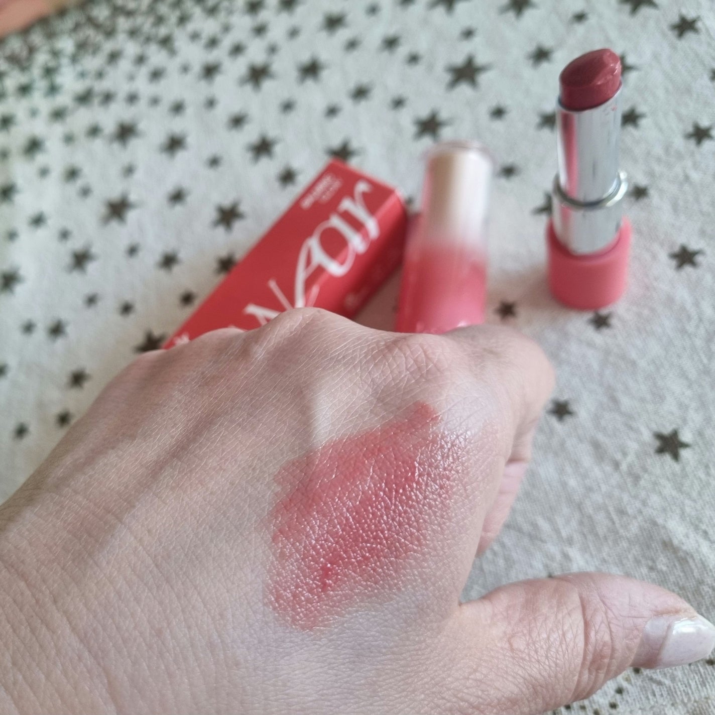 ノーウェアリップスティック バーミンググロー/espoir/口紅を使ったクチコミ(3枚目)