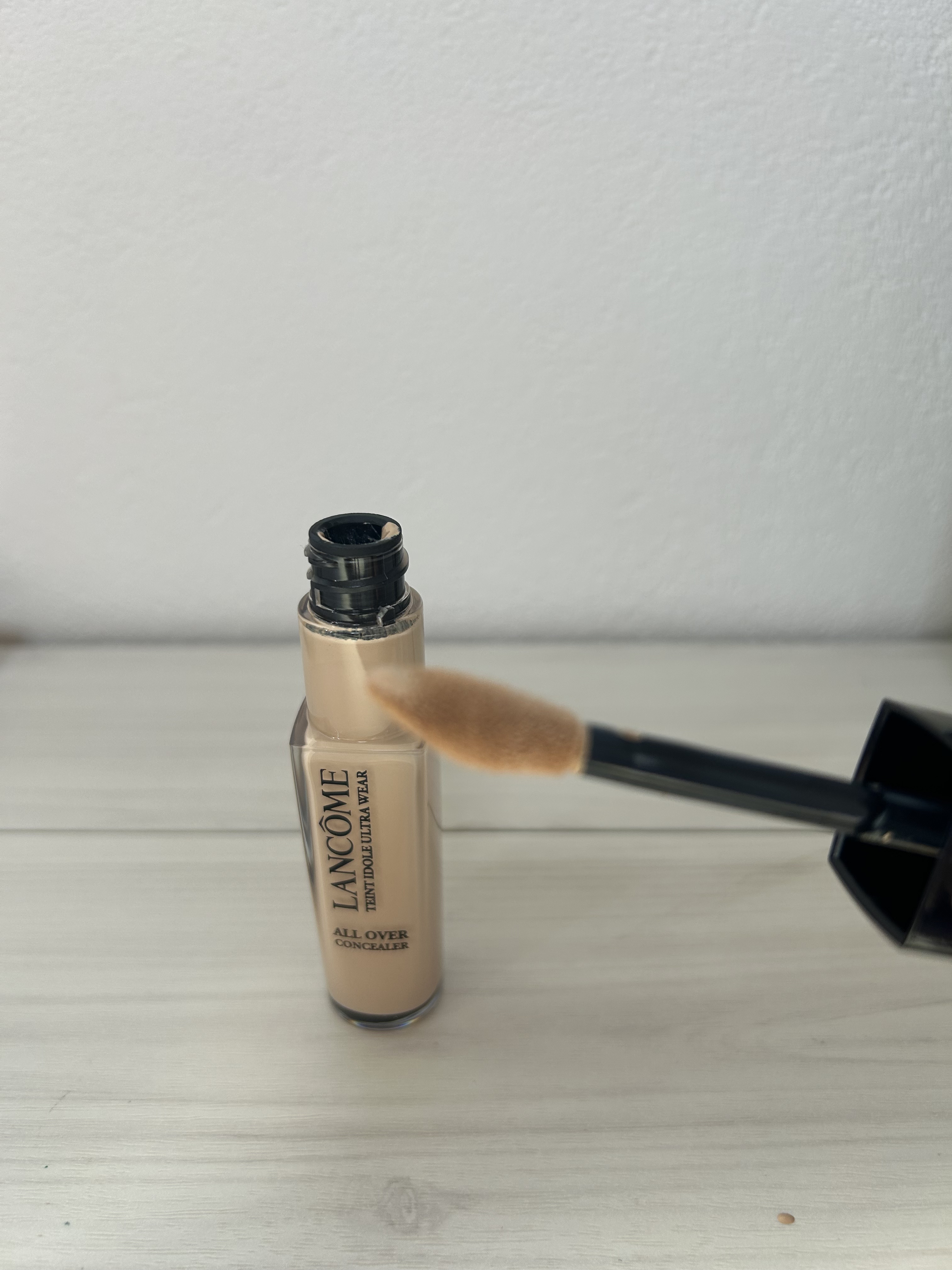 タンイドル ウルトラ ウェア オールオーバー コンシーラー/LANCOME/リキッドコンシーラーを使ったクチコミ（2枚目）