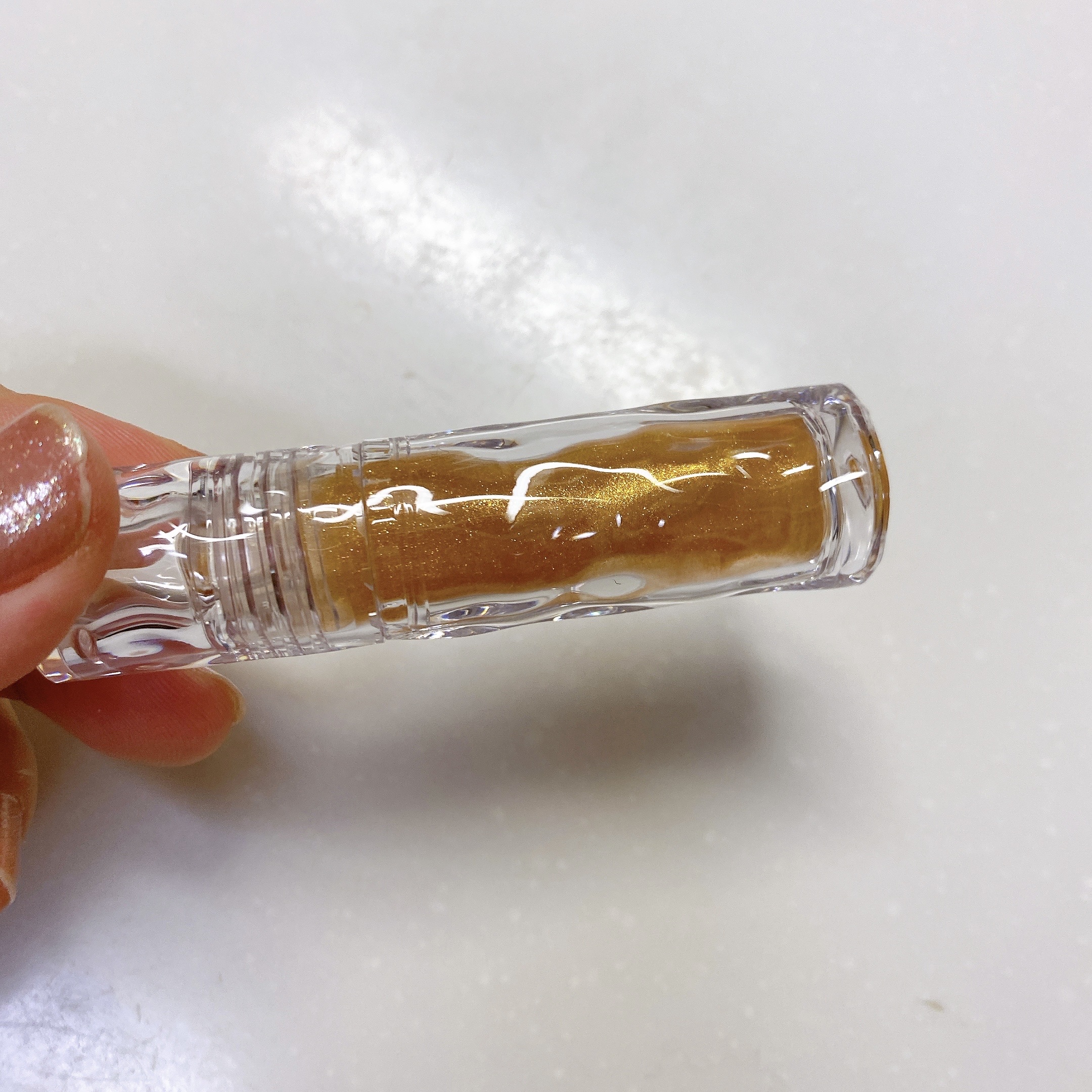 ガラスプランパー 103 リッチハニーゴールド/CipiCipi/リッププランパーを使ったクチコミ（2枚目）