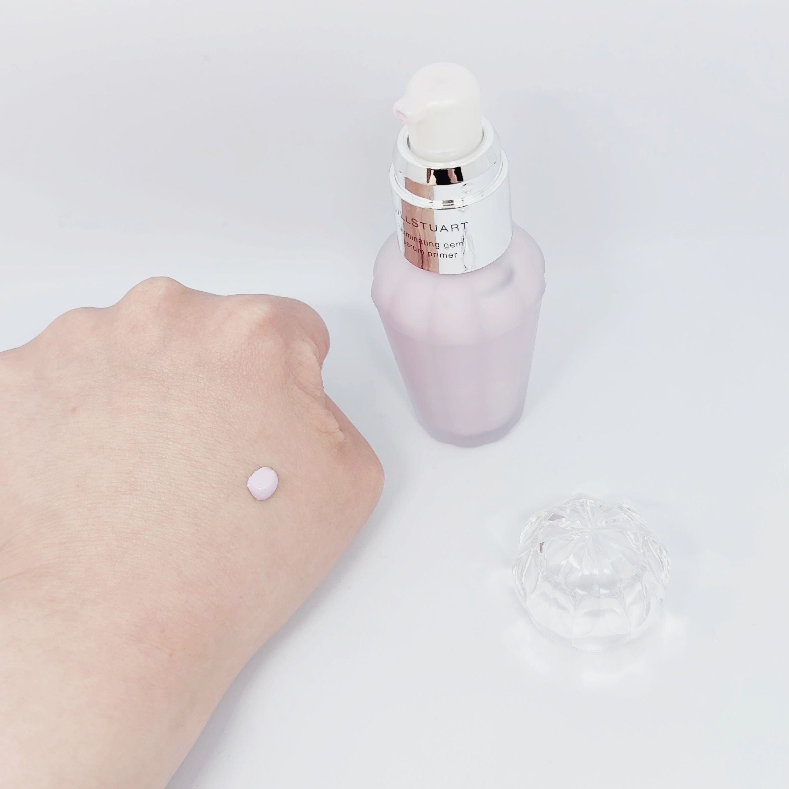 ジルスチュアート イルミネイティングジェム セラムプライマー/JILL STUART/化粧下地を使ったクチコミ（3枚目）