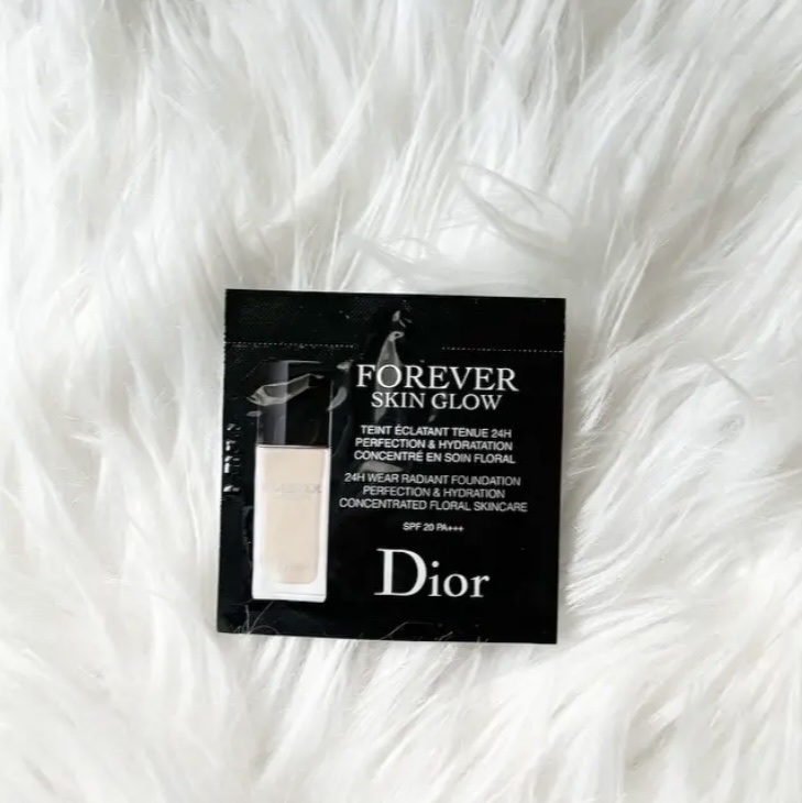 ディオールスキン フォーエヴァー フルイド グロウ 1.5Nニュートラル/Dior/リキッドファンデーションを使ったクチコミ（1枚目）