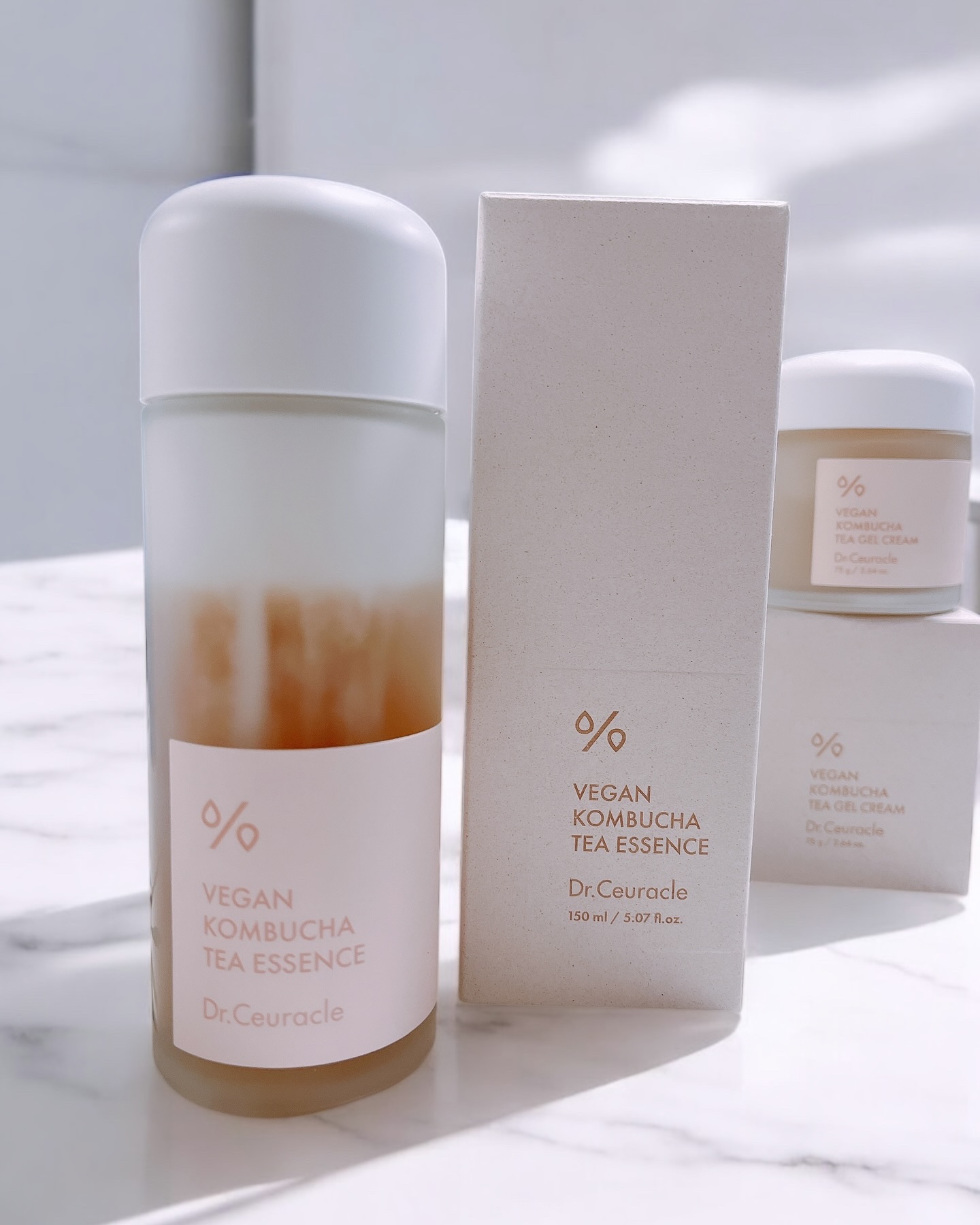 ヴィーガンコンブチャ ティー エッセンス/Dr.Ceuracle/オールインワン化粧品を使ったクチコミ（2枚目）