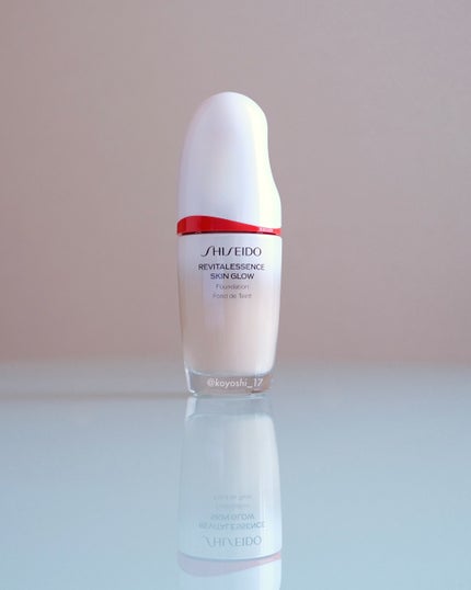 資生堂 スキングロウ ファンデーション 140 ポーセリン エッセンス スキングロウ ファンデーション 140 Porcelain