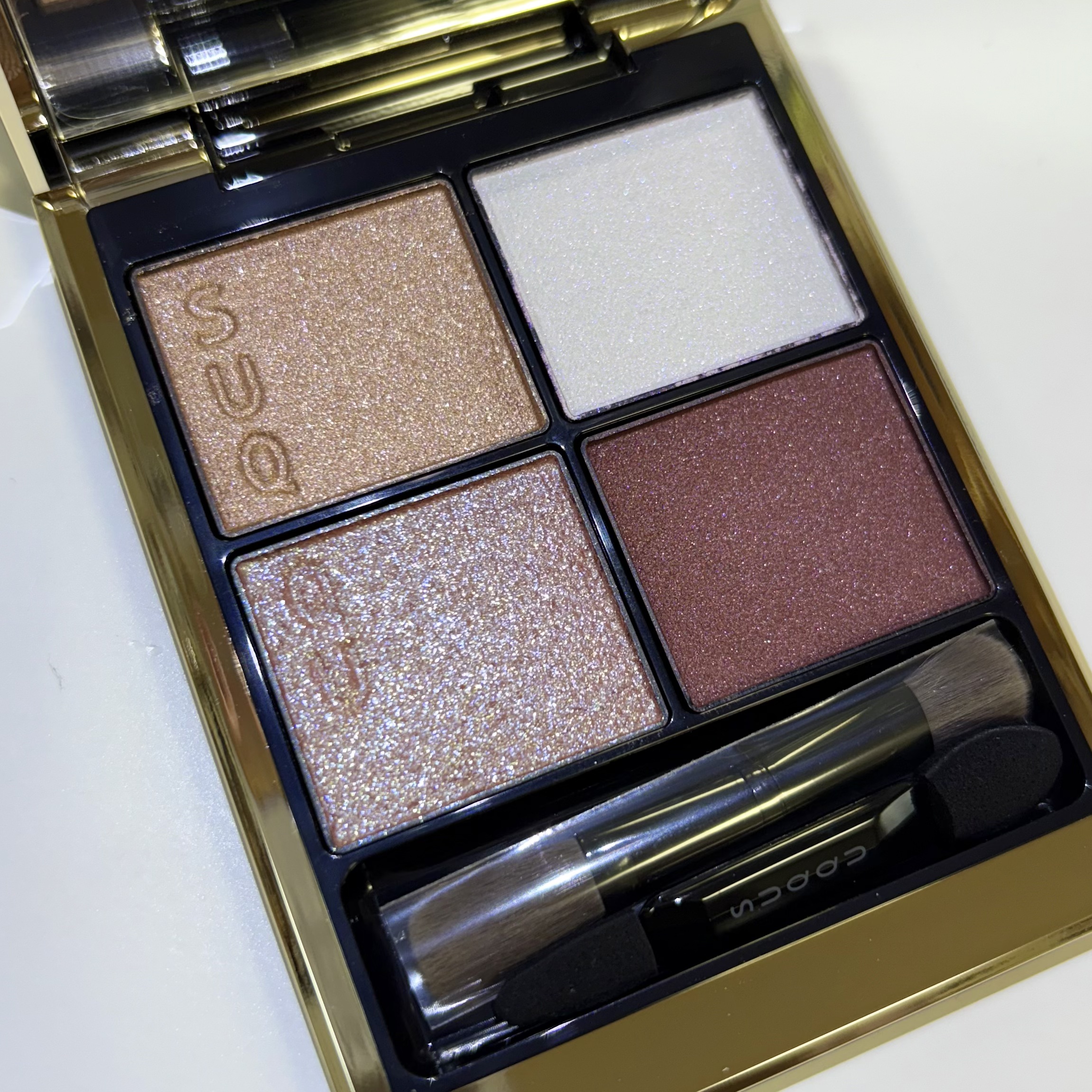 シグニチャー カラー アイズ/SUQQU/アイシャドウパレットを使ったクチコミ（2枚目）