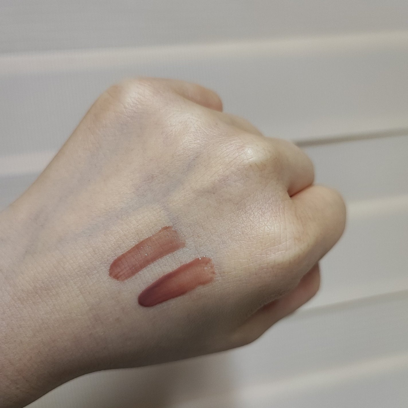 Veil Glow Lip Tint/BLESSED MOON/リップティントを使ったクチコミ(3枚目)