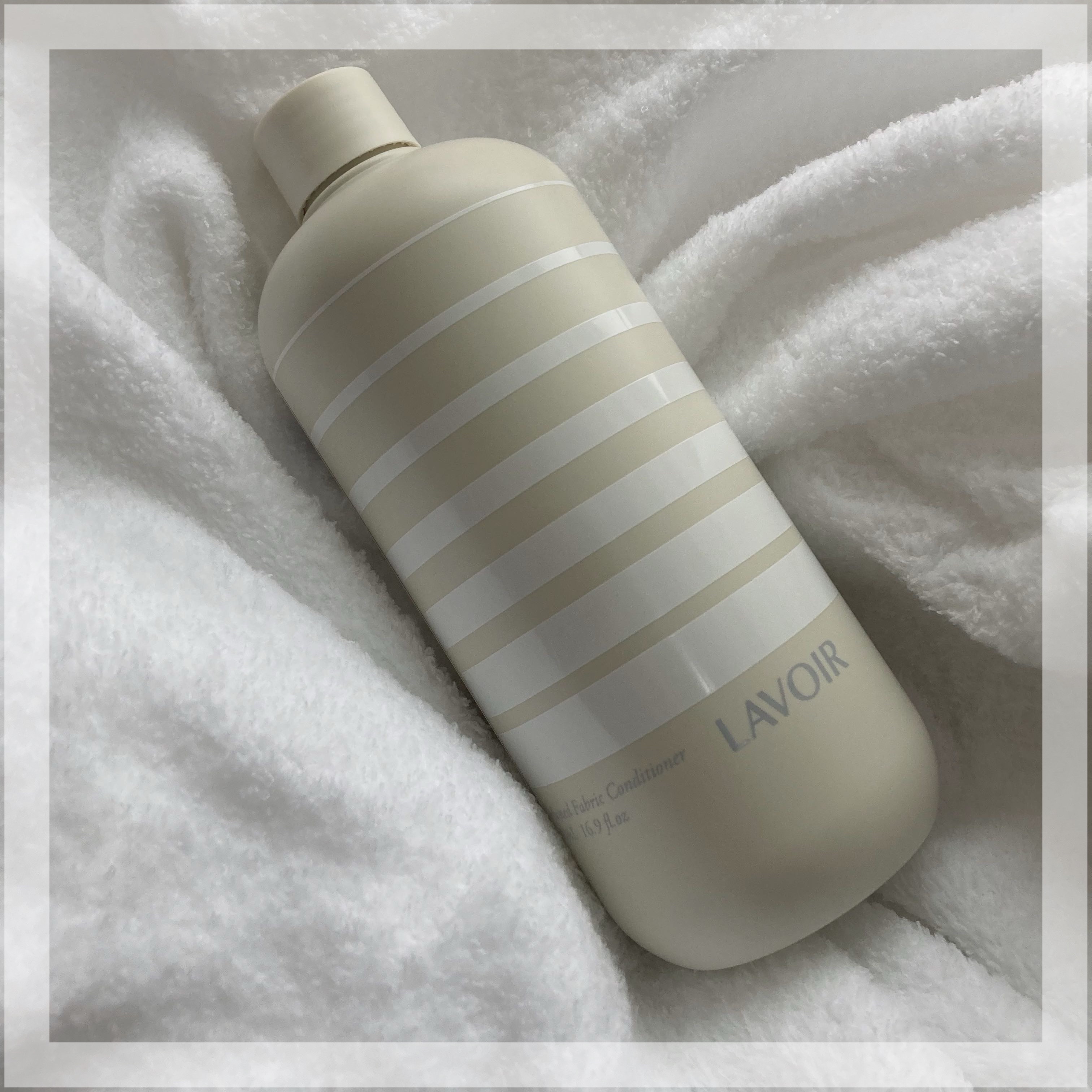 パフュームヴィーガン柔軟剤 ホワイトムスク＆アンバー 詰め替え用/LAVOIR/柔軟剤を使ったクチコミ（2枚目）