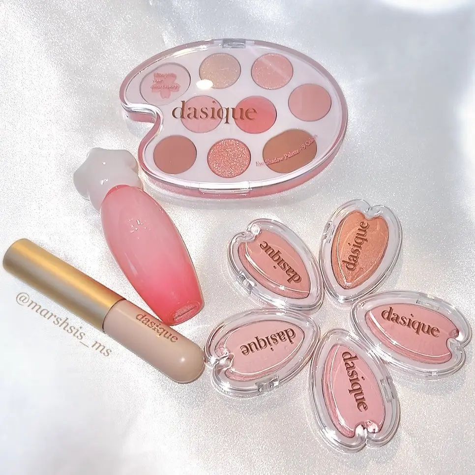 シャドウパレット 30 チェリーブロッサム /dasique/アイシャドウパレットを使ったクチコミ（1枚目）