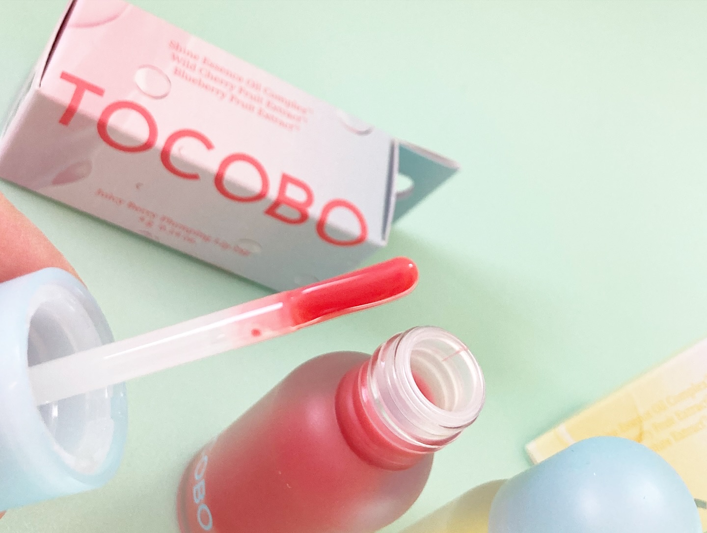 ジューシーベリープランピングリップオイル/TOCOBO/リップグロスを使ったクチコミ（3枚目）