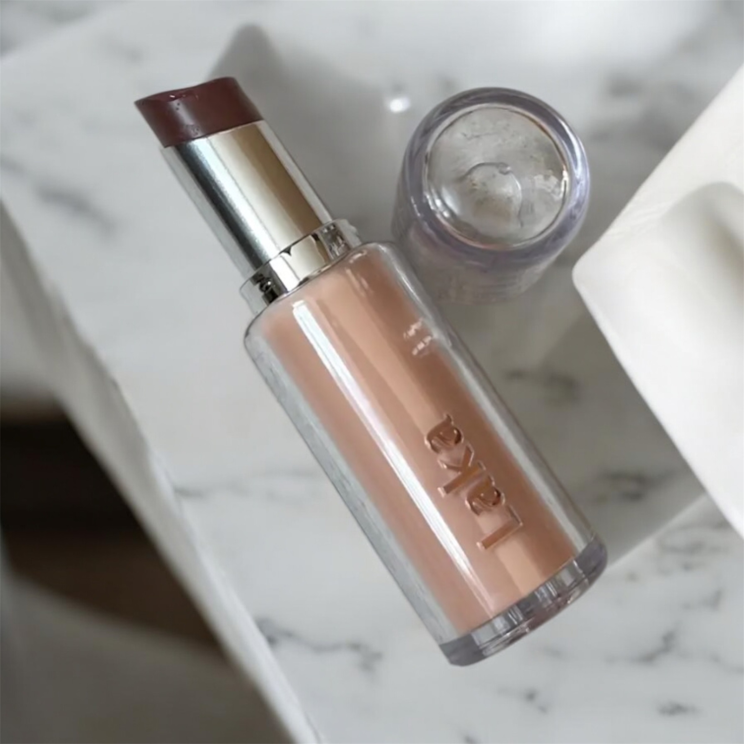 ボンディンググロウリップスティック/Laka/口紅を使ったクチコミ（2枚目）