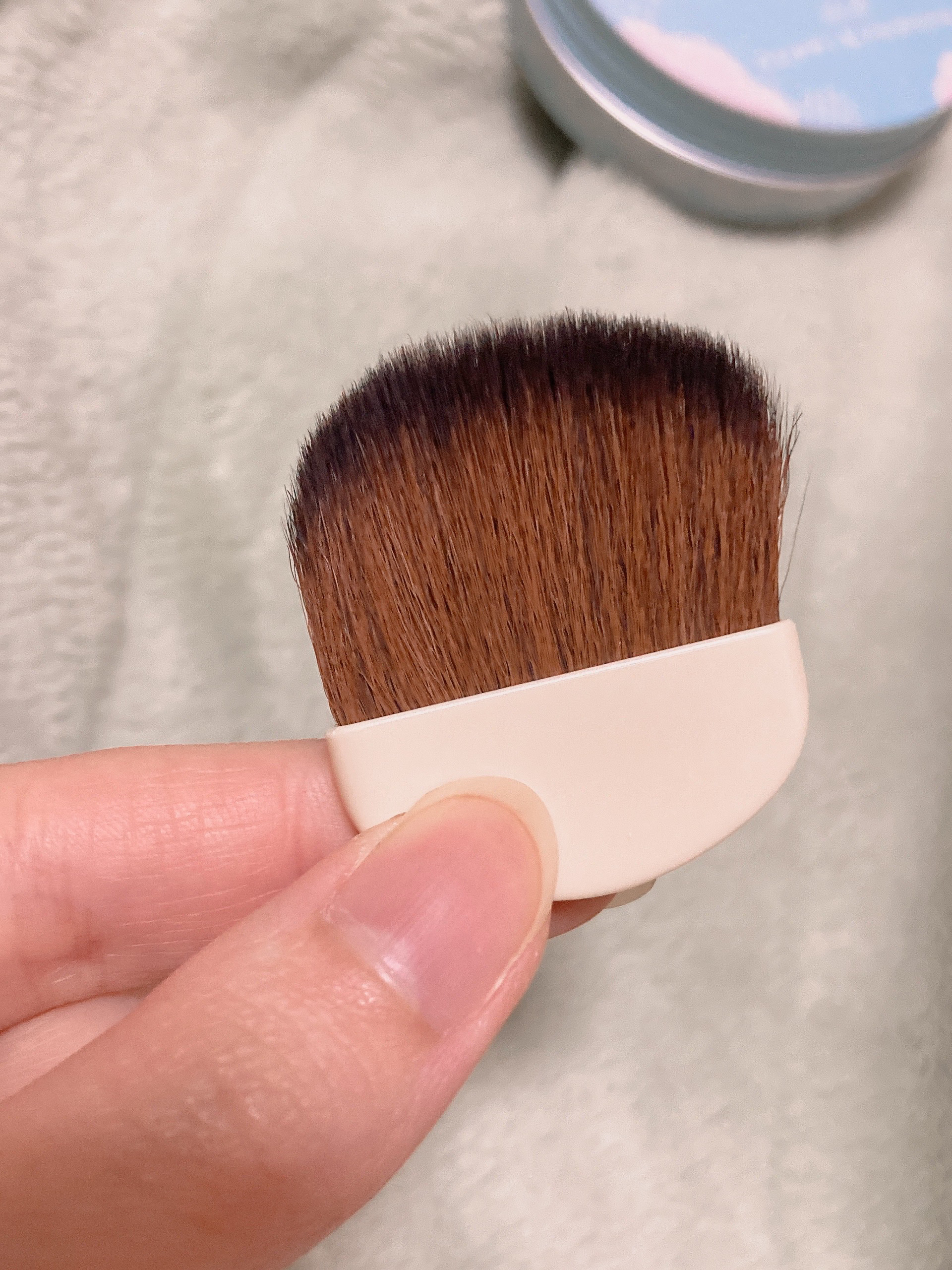 すっぴんグロウ フィックスパウダー/クラブ/プレストパウダーを使ったクチコミ（3枚目）