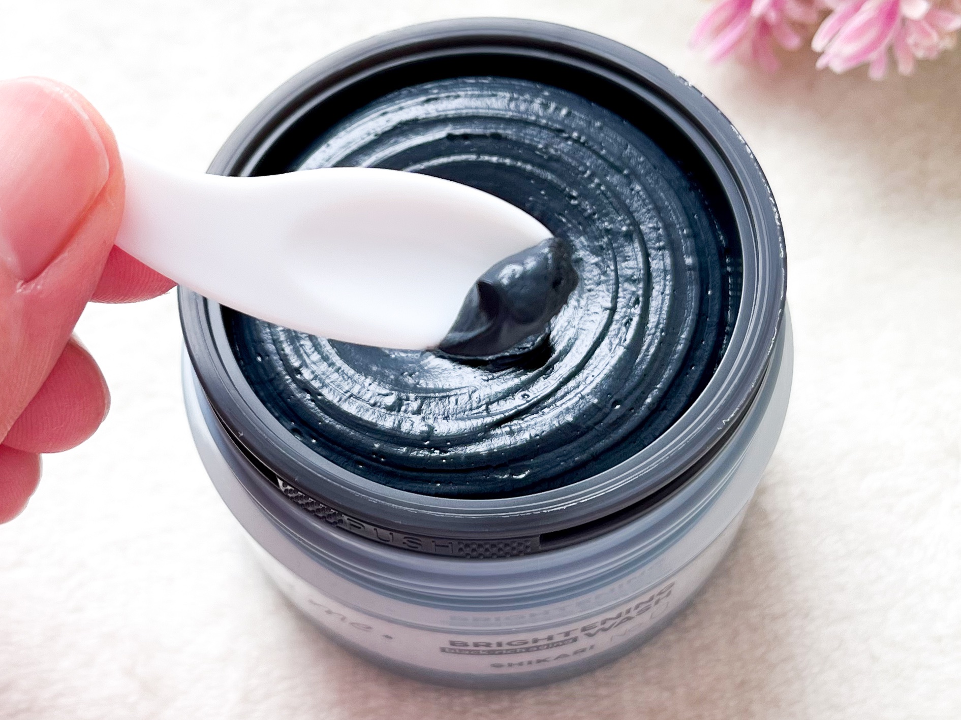 BRIGHTENING WASH black/SHIKARI/洗い流すパック・マスクを使ったクチコミ（2枚目）