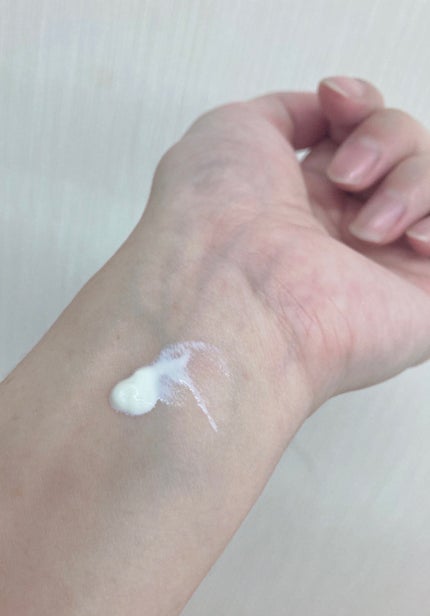 ヒアルーシカ ウォーターフィット サンセラム/SKIN1004/日焼け止めローションを使ったクチコミ(5枚目)