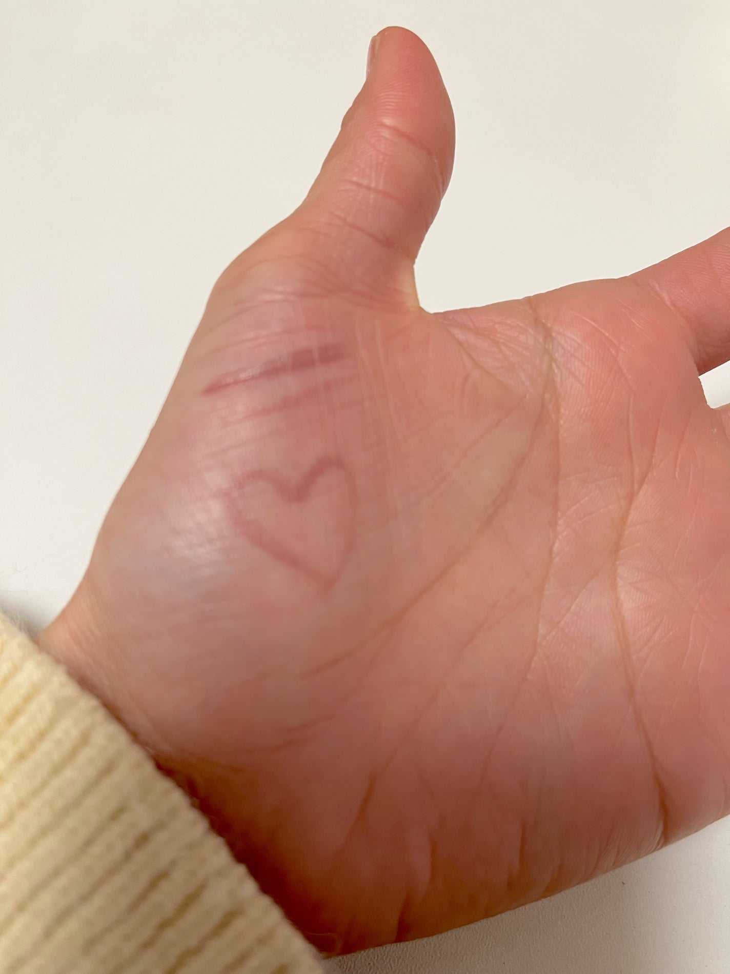 シルキーリキッドアイライナーWP/D-UP/リキッドアイライナーを使ったクチコミ(4枚目)