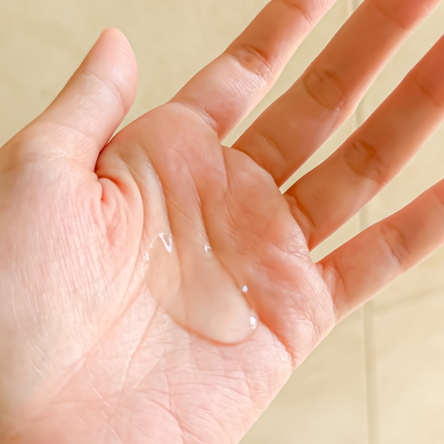 極潤プレミアムヒアルロン液(ハダラボスーパーモイスト化粧水c)/肌ラボ/化粧水を使ったクチコミ(2枚目)