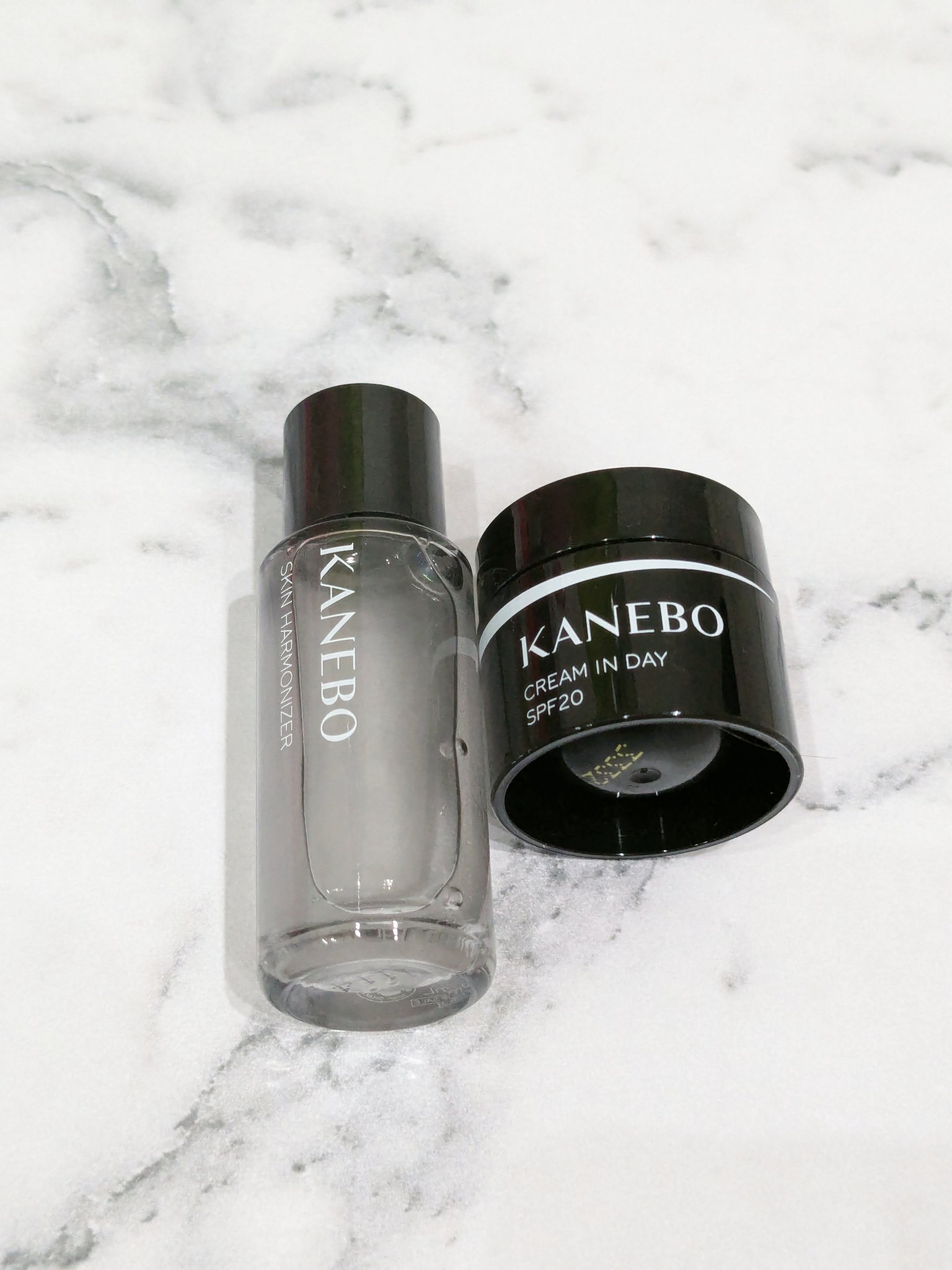 クリーム　イン　デイ/KANEBO/フェイスクリームを使ったクチコミ（1枚目）