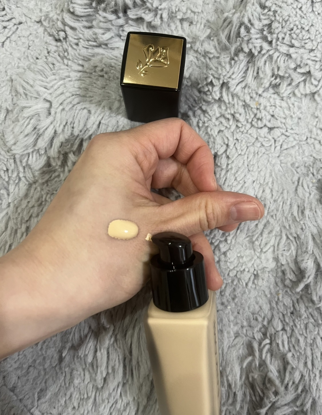 タンイドル ウルトラ ウェア リキッド N/LANCOME/リキッドファンデーションを使ったクチコミ（2枚目）