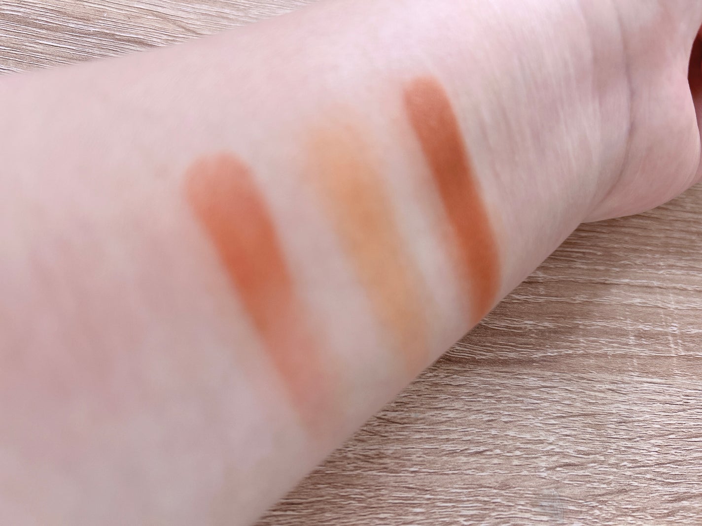 cana on LIPS 「ヴィセアヴァンシングルアイカラー左から029パプリカ、036オ..」(2枚目)