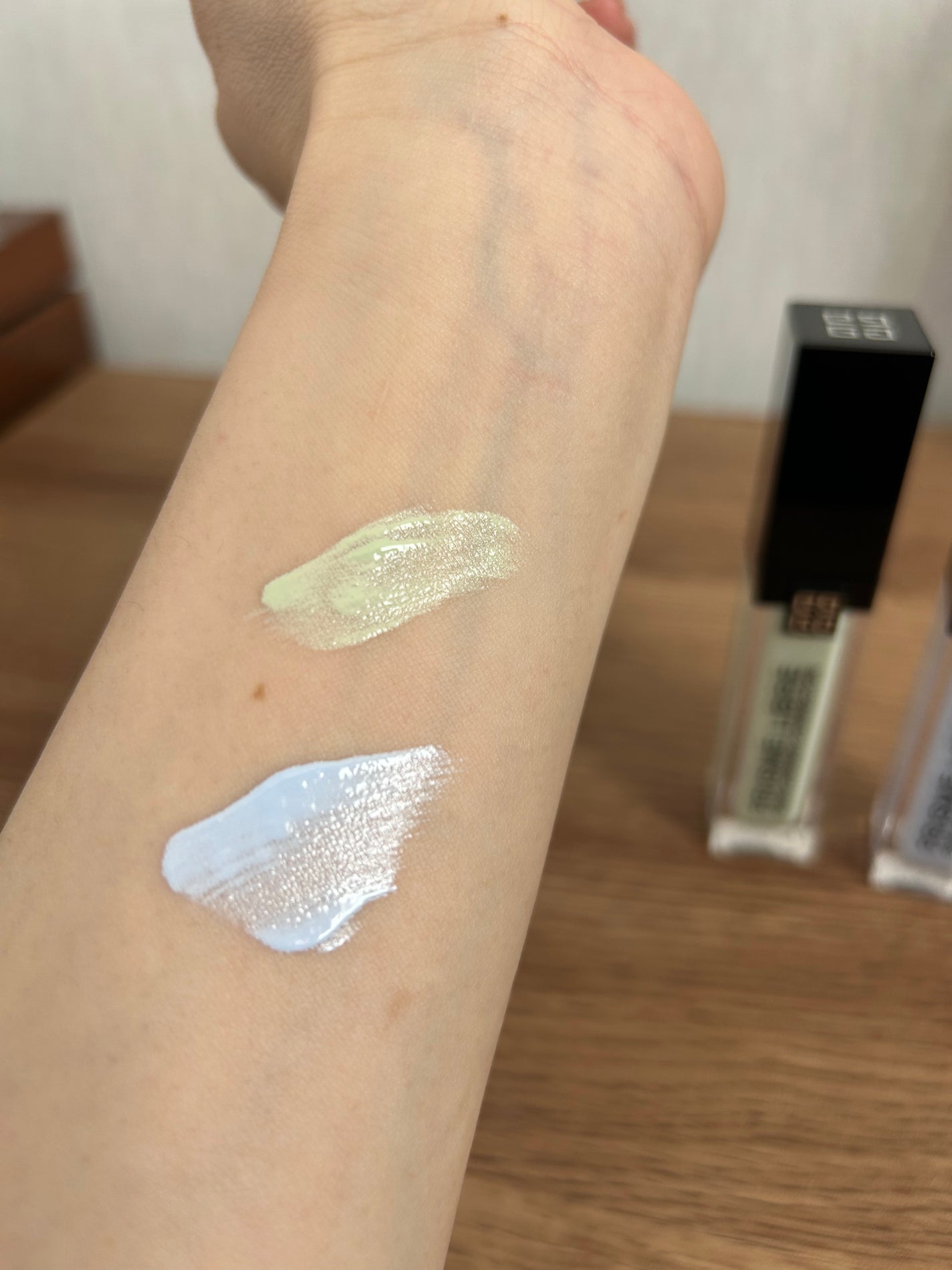 プリズム・リーブル・スキンケアリング・コレクター/GIVENCHY/化粧下地を使ったクチコミ(3枚目)