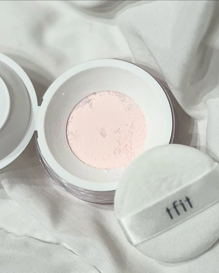 トランスルーセントセットフィニッシングパウダー/TFIT/ルースパウダーを使ったクチコミ(2枚目)