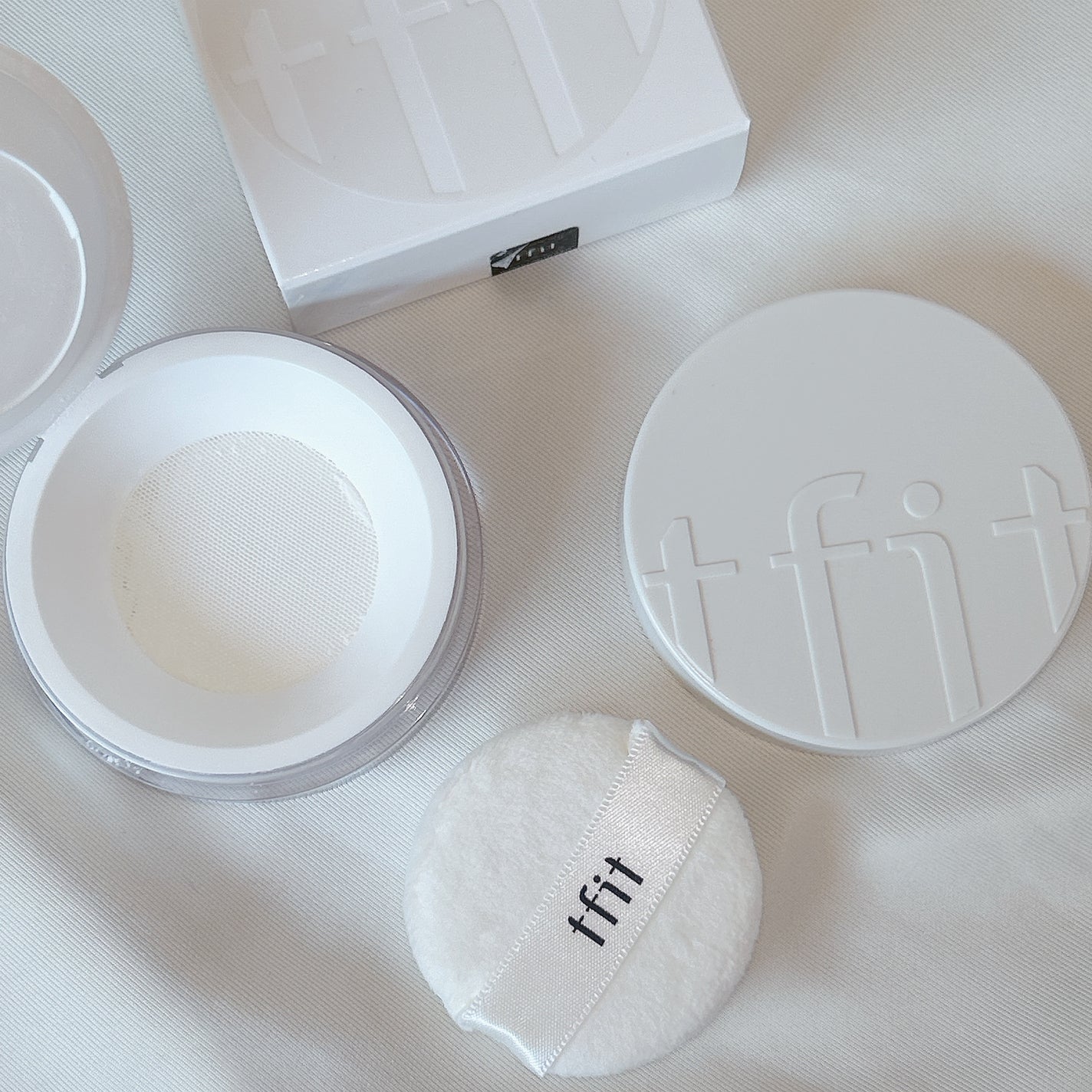 トランスルーセントセットフィニッシングパウダー/TFIT/ルースパウダーを使ったクチコミ(2枚目)