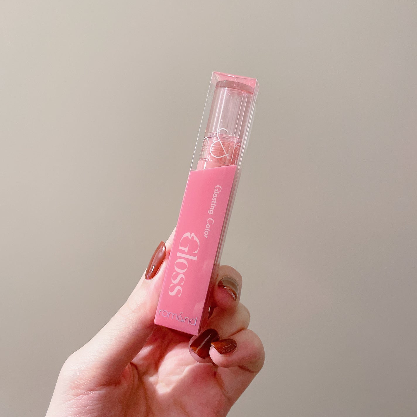 グラスティングカラーグロス/rom&nd/リップグロスを使ったクチコミ(1枚目)