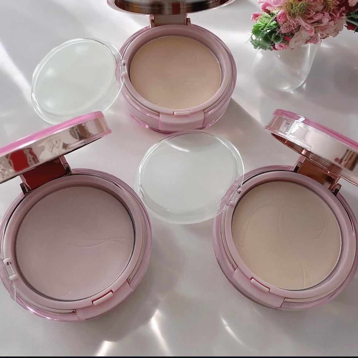 orange_glow_kwm on LIPS 「注目の新作!ABOUTTONEのザ・ブラーパウダーパクト✨PL..」(1枚目)