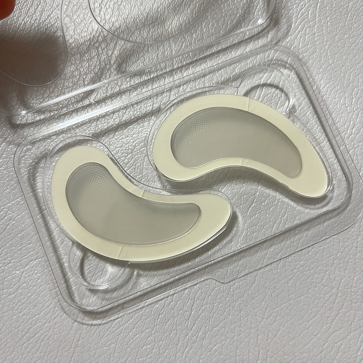 アイバックリフト1100シャットリードルパッチ/CHARDE/シートマスク・パックを使ったクチコミ（2枚目）