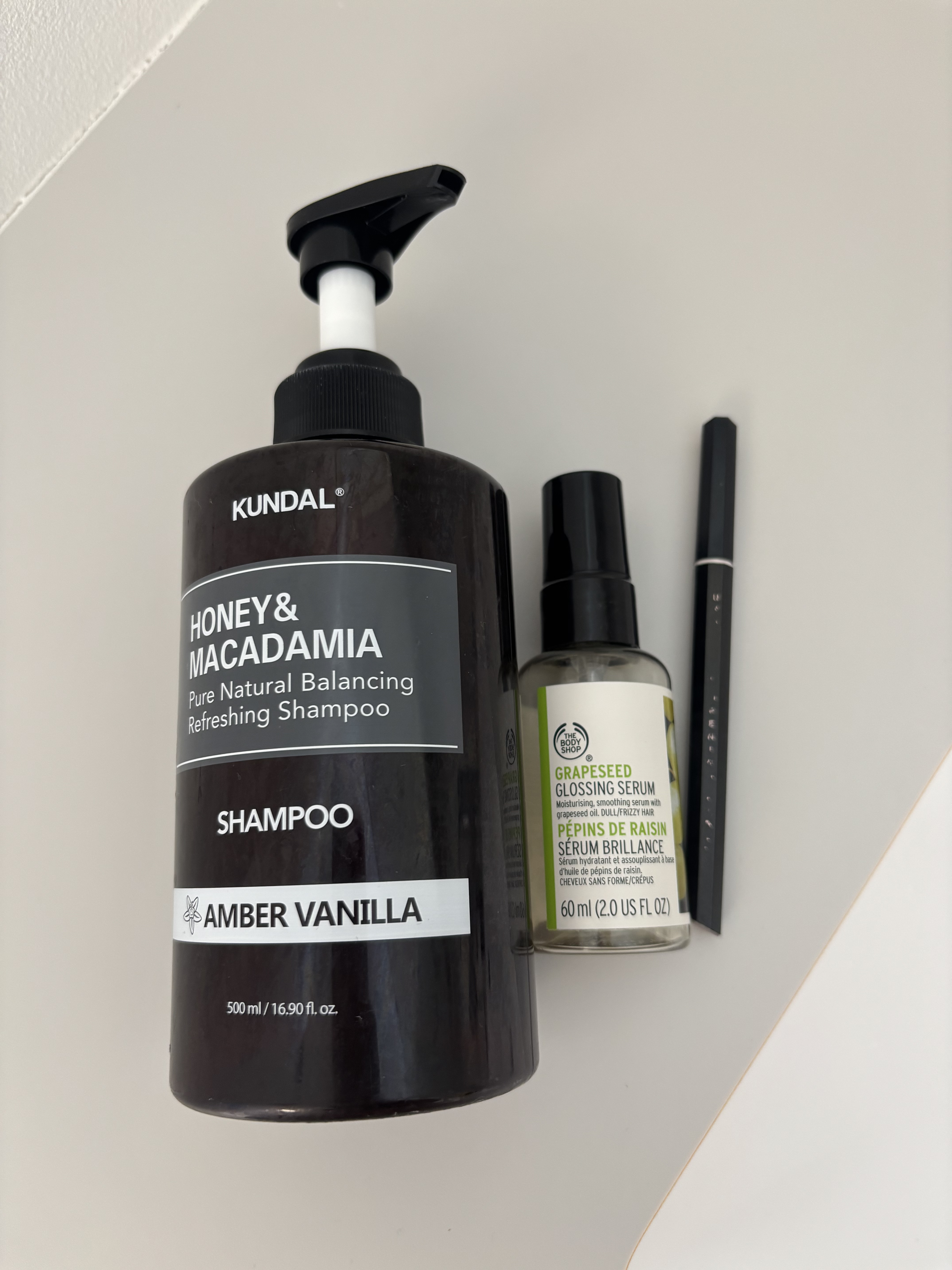 グレープシード グロッシング ヘアセラム/THE BODY SHOP/ヘアオイルを使ったクチコミ（1枚目）