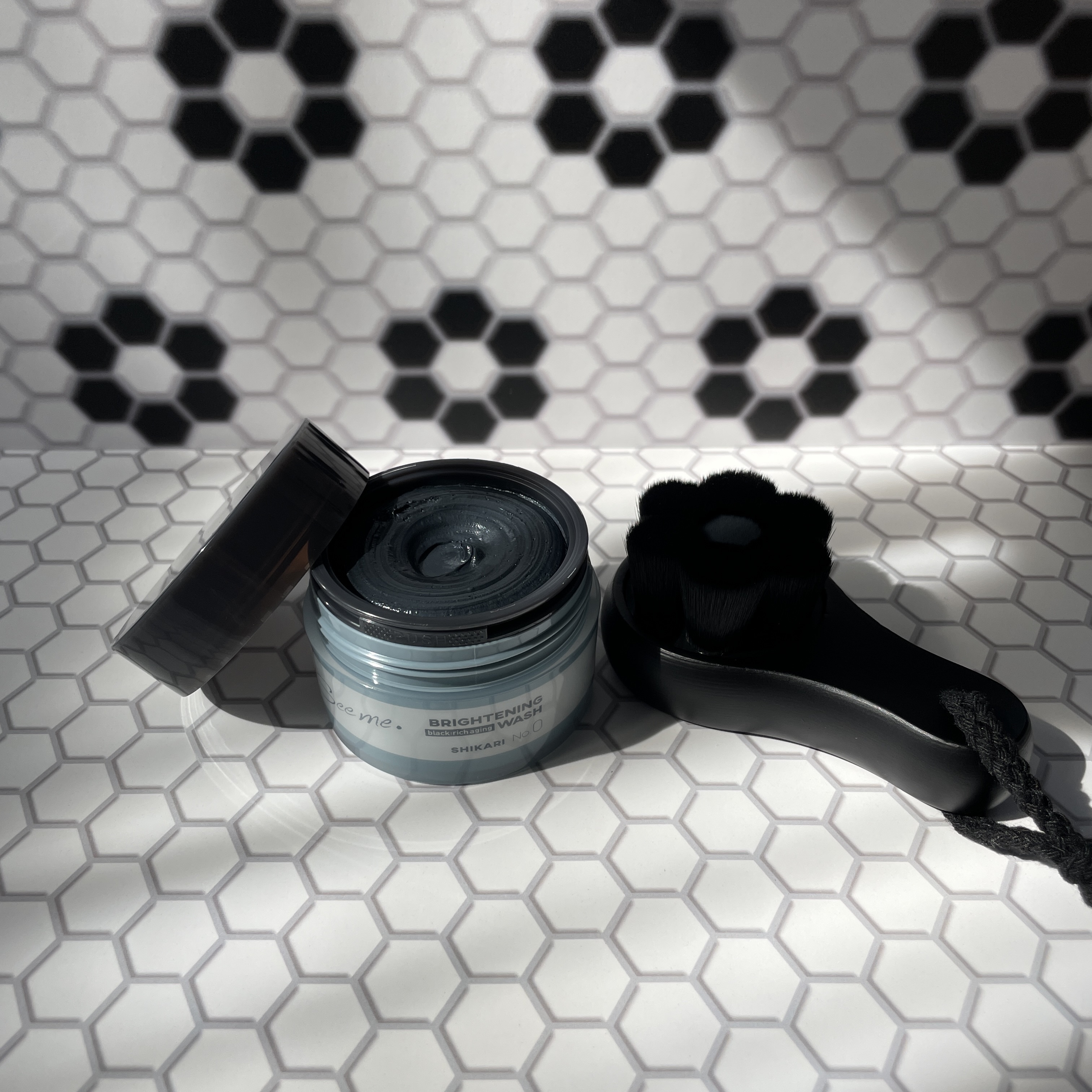 BRIGHTENING WASH black/SHIKARI/洗い流すパック・マスクを使ったクチコミ（1枚目）