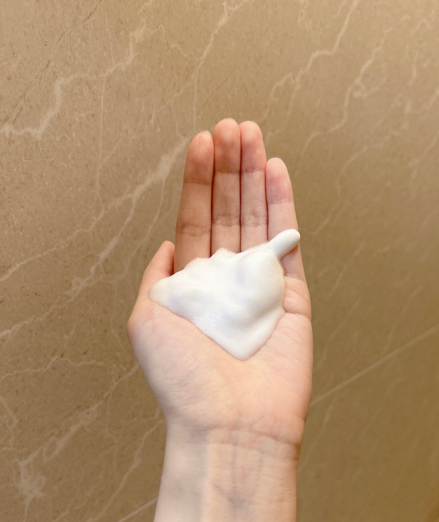 メロウエアリー 泡ボディウォッシュ/&honey/ボディソープを使ったクチコミ(2枚目)