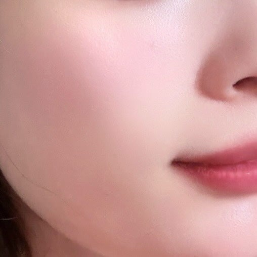 ロウグロウデューイーボール/hince/リップバームを使ったクチコミ(3枚目)