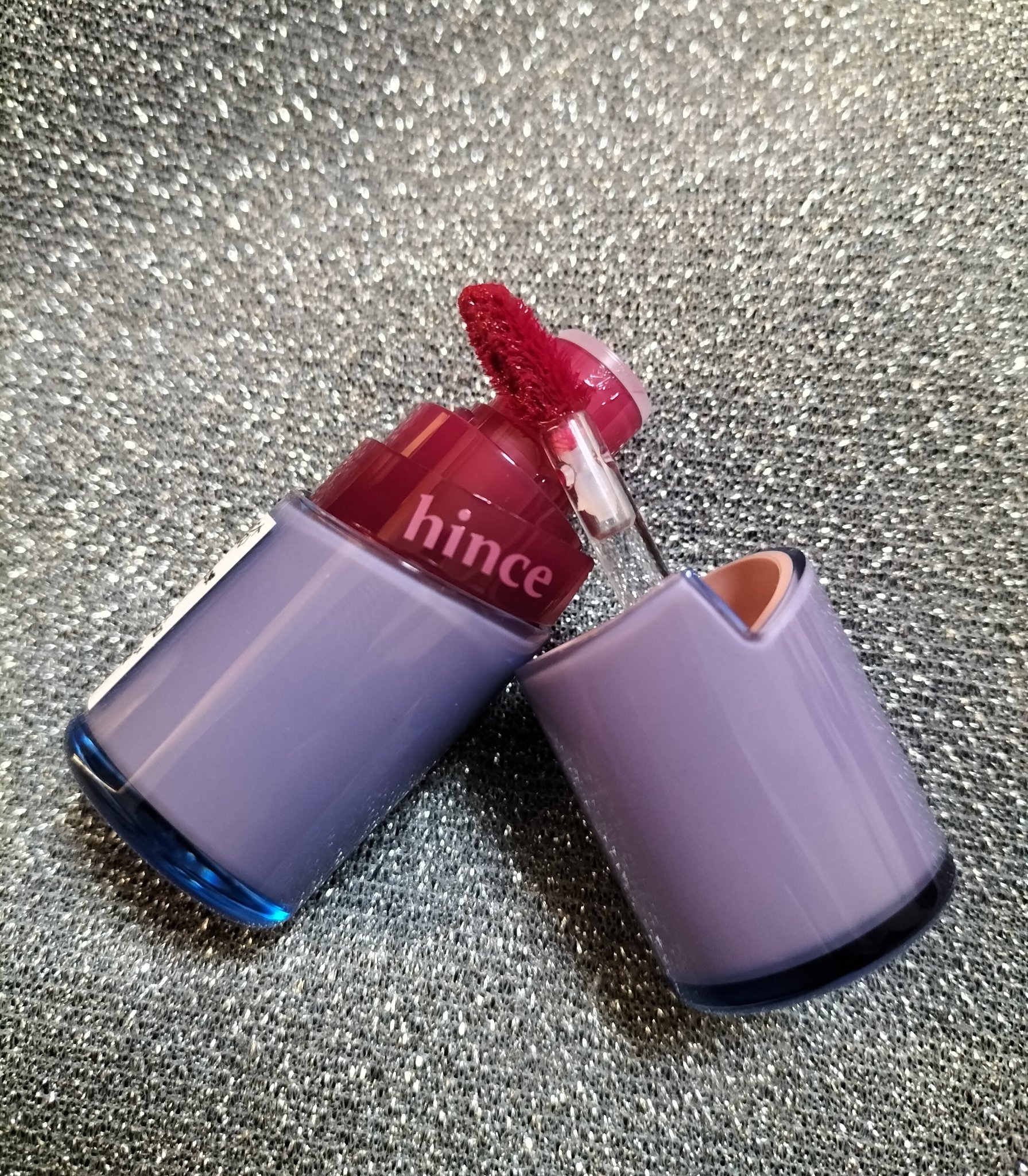 ロウグロウジェルティント R010 ロウ・チェリー/hince/リップティントを使ったクチコミ（1枚目）