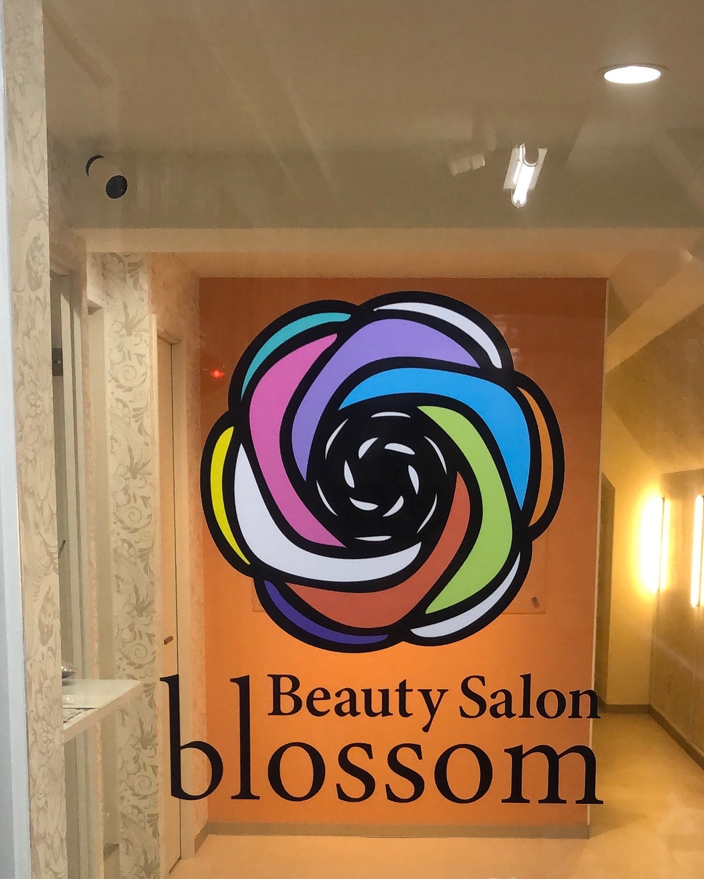 ð¥ð¢ð¬ð.ðððð çŸå®¹ã©ã€ã¿ãŒ on LIPS ãæ¬¡ã¯ã©ãã®ãµãã³è¡ããããªïŒããããã¹ãã®ãæ©ã¿ãã人ãã£ãšã..ãïŒ8æç®ïŒ