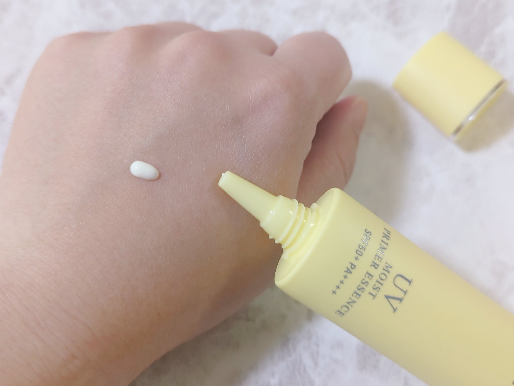 モイストC UVプライマー エッセンス/リッツ/化粧下地を使ったクチコミ（2枚目）