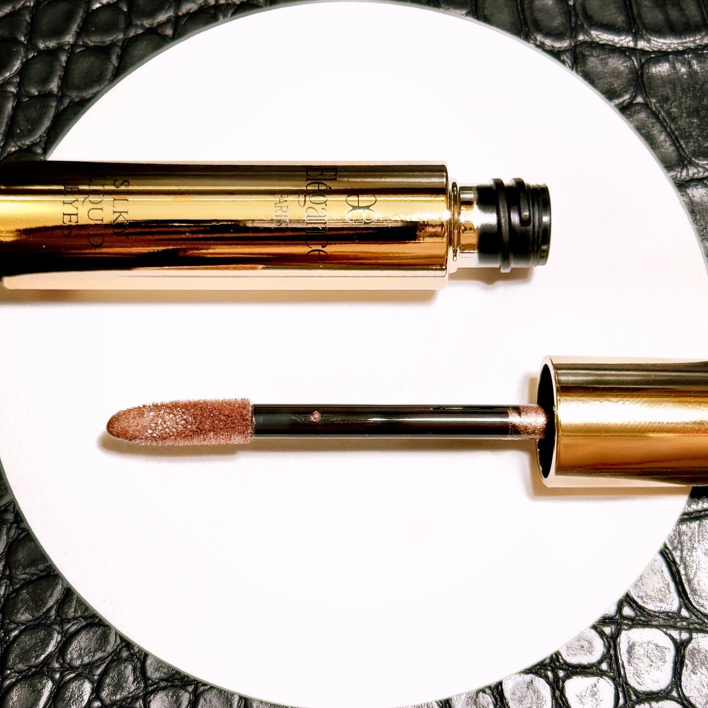 ラ プードル オートニュアンス/Elégance/プレストパウダーを使ったクチコミ(3枚目)