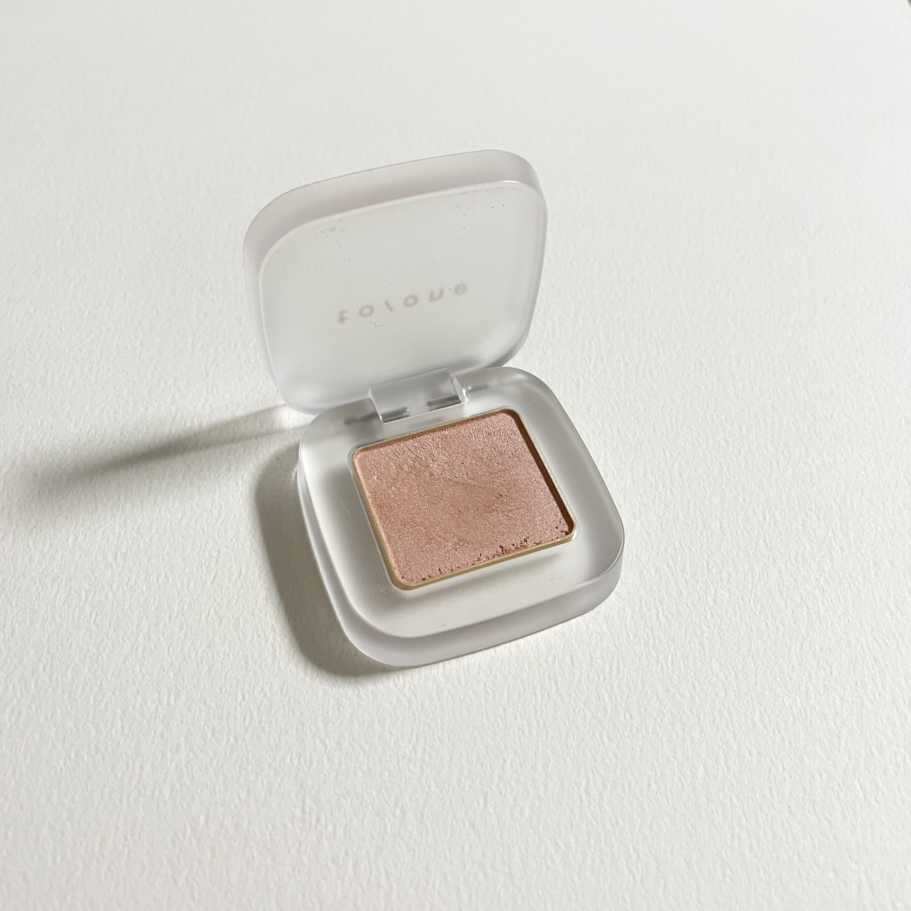 トーン ペタル フロート アイズ 13 Stellar Peach/to/one/単色アイシャドウを使ったクチコミ（1枚目）